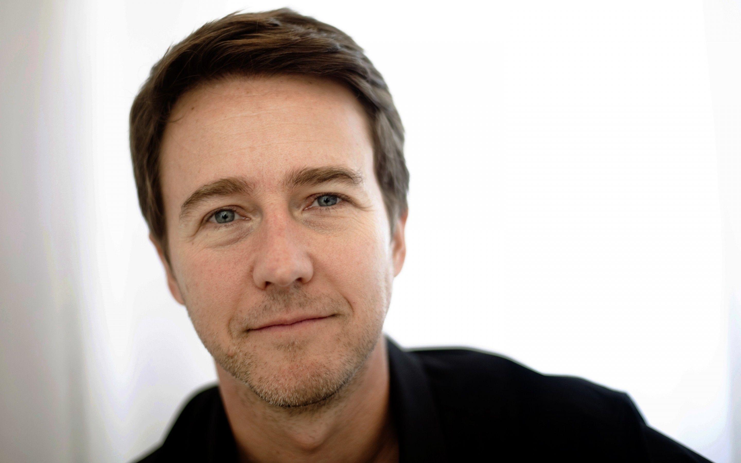 Edward Norton, HD, Bild, Hintergrund, Schauspieler, 2880x1800 HD Desktop