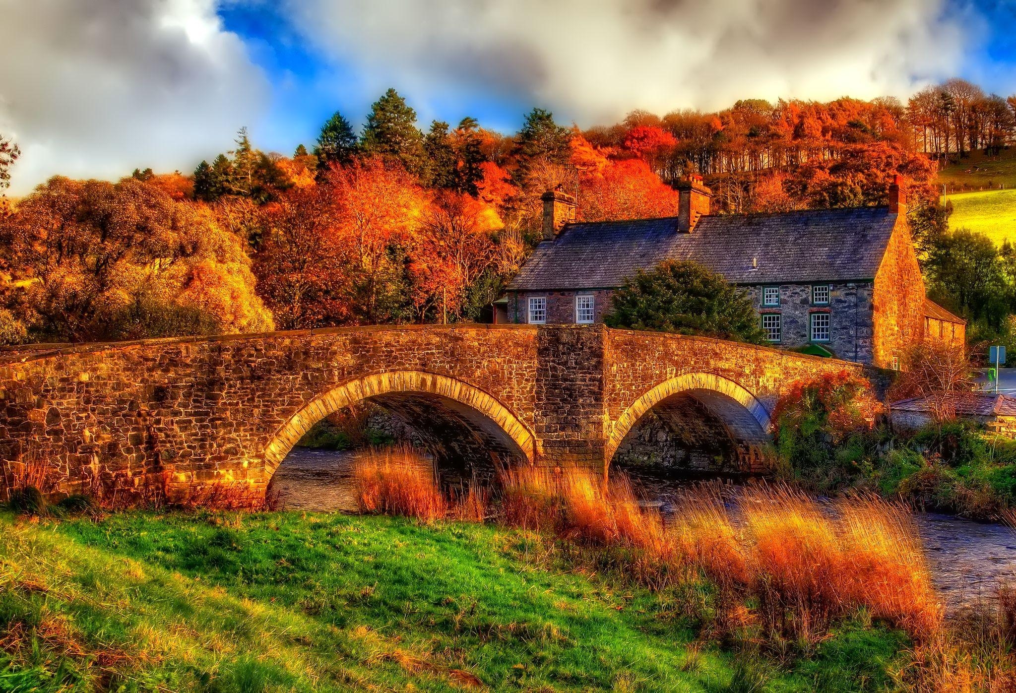 Herbst, Wales, Brücke, Haus, Hintergrund, 2050x1400 HD Desktop