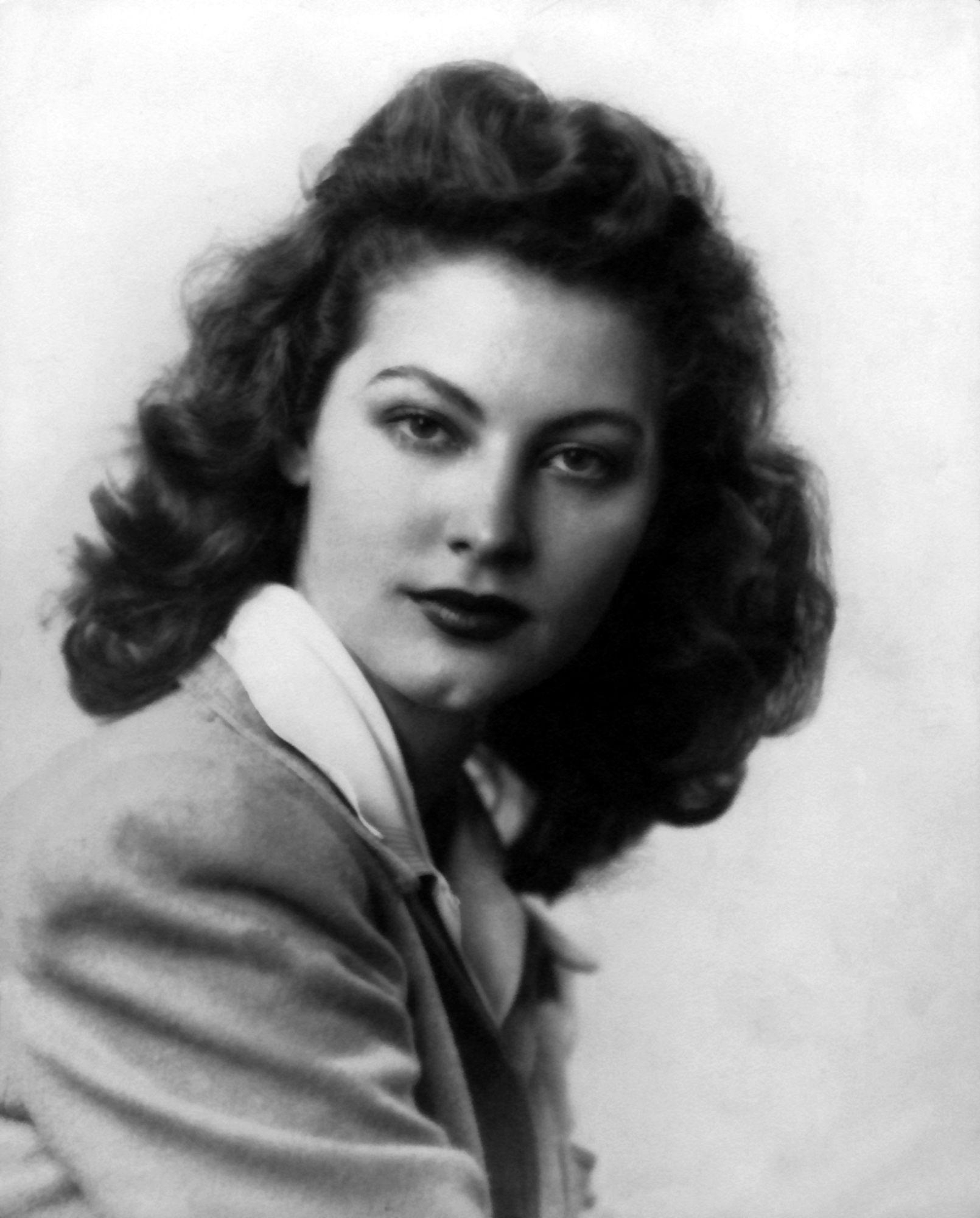 Ava Gardner, Hintergrundbild, Schauspielerin, Retro, Vintage, 1610x2000 HD Handy