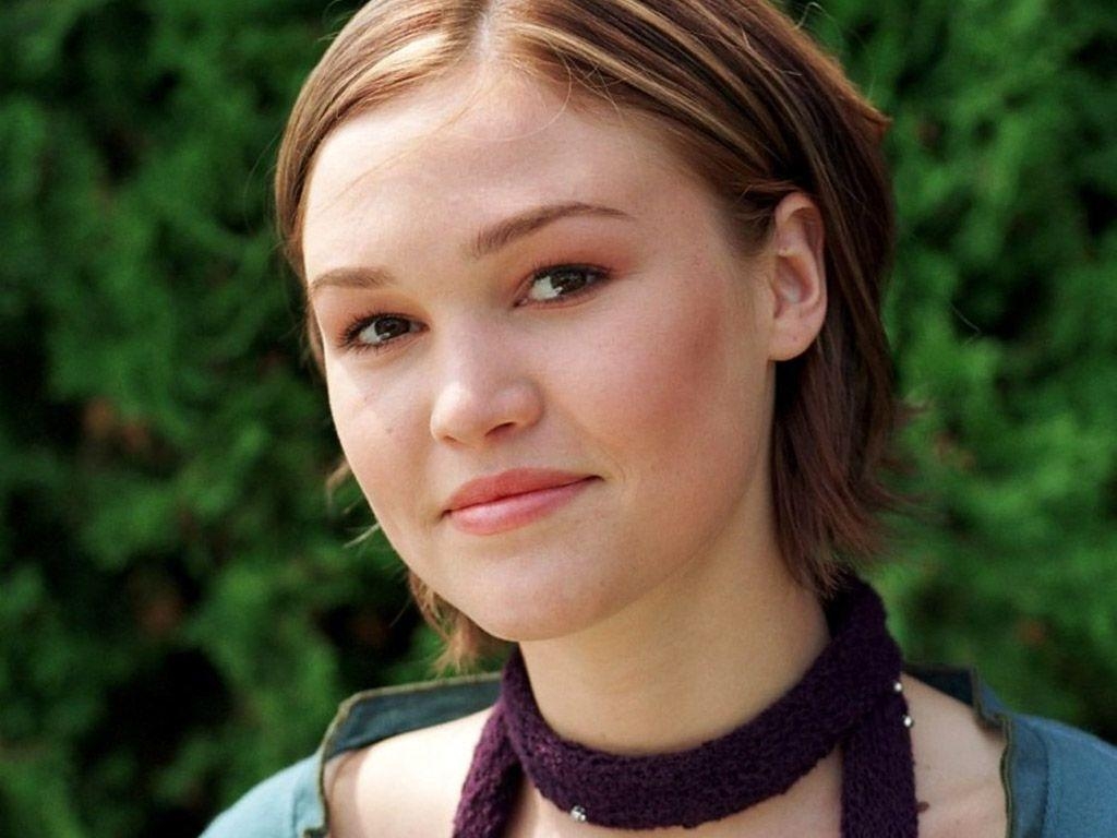 Julia Stiles, 768 Bild, hochauflösend, Schauspielkunst, Bildhintergrund, 1030x770 HD Desktop