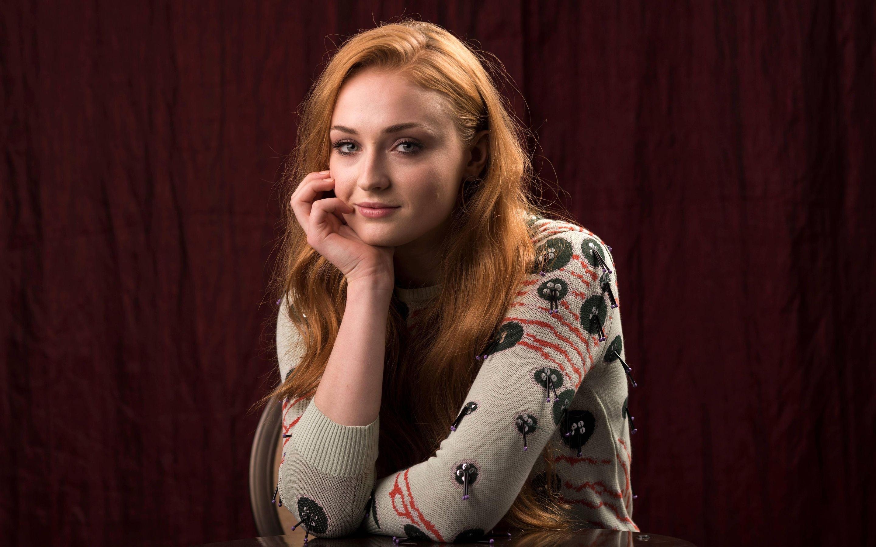 Sophie Turner, Voll HD, Schauspielerin, Bild, Qualität, 2880x1800 HD Desktop