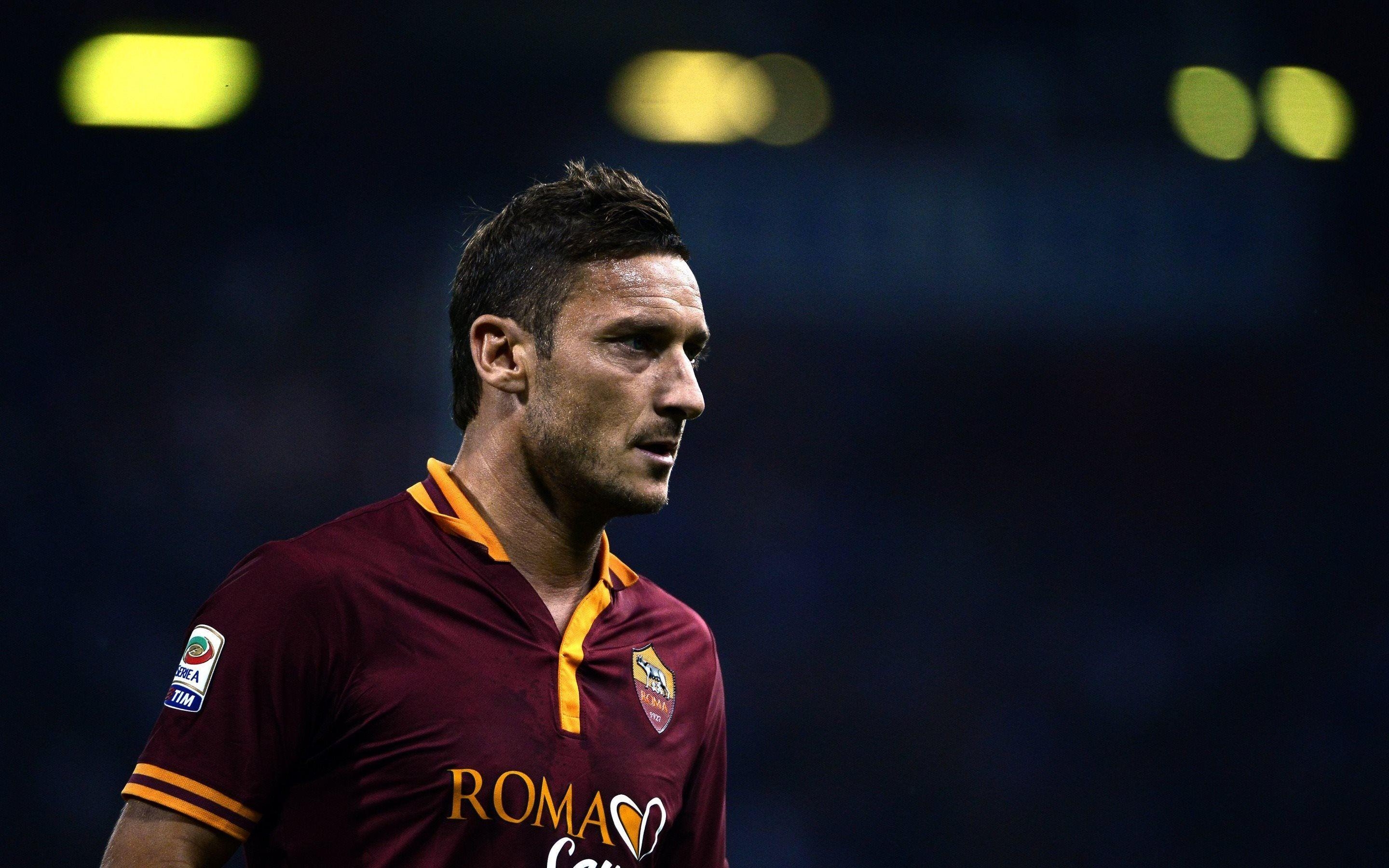 Francesco Totti, HD, Fußball, Legende, Hintergrund, 2880x1800 HD Desktop