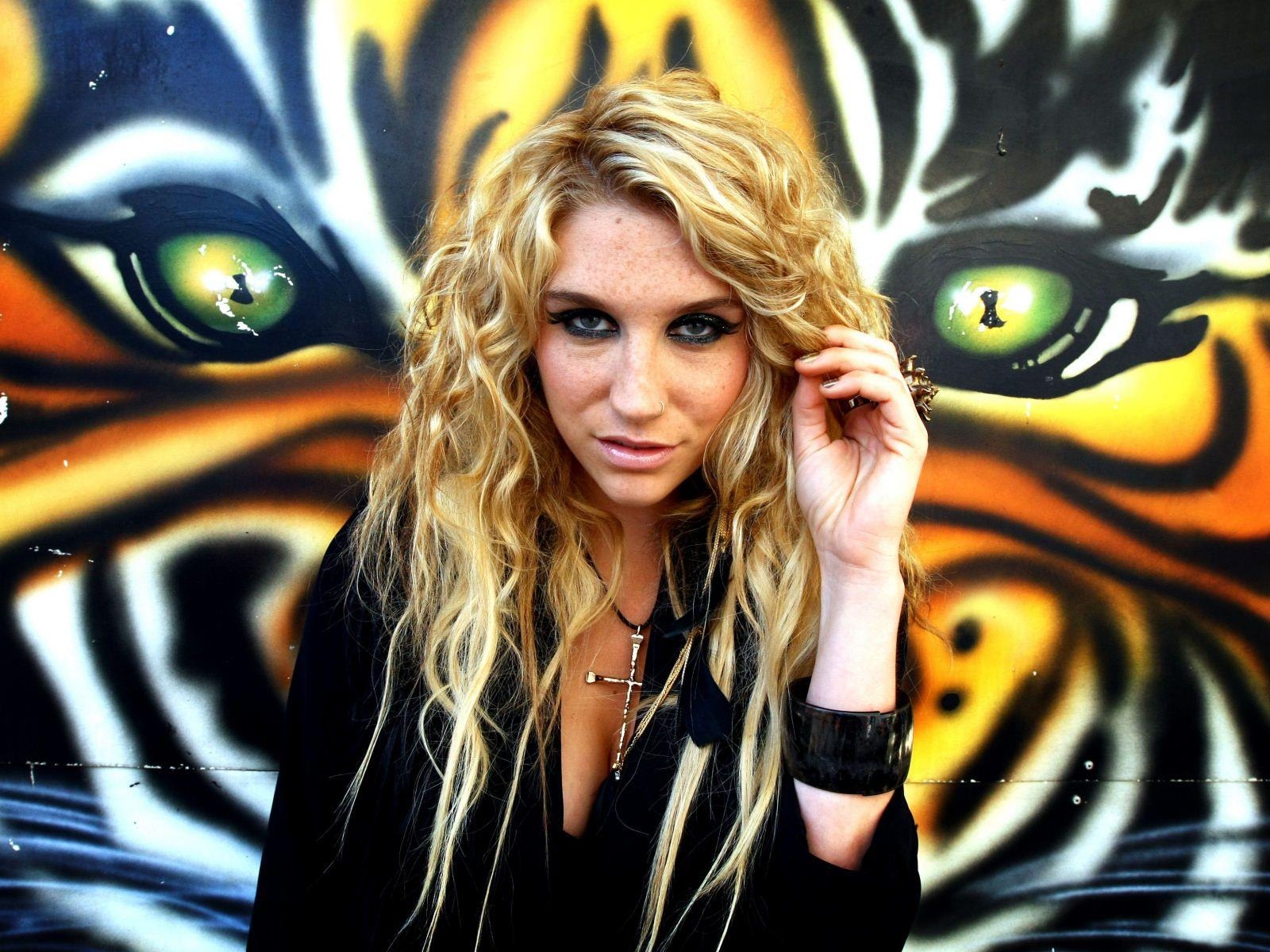 Kesha, Bild, Popmusik, Hintergrund, Kunst, 1600x1200 HD Desktop