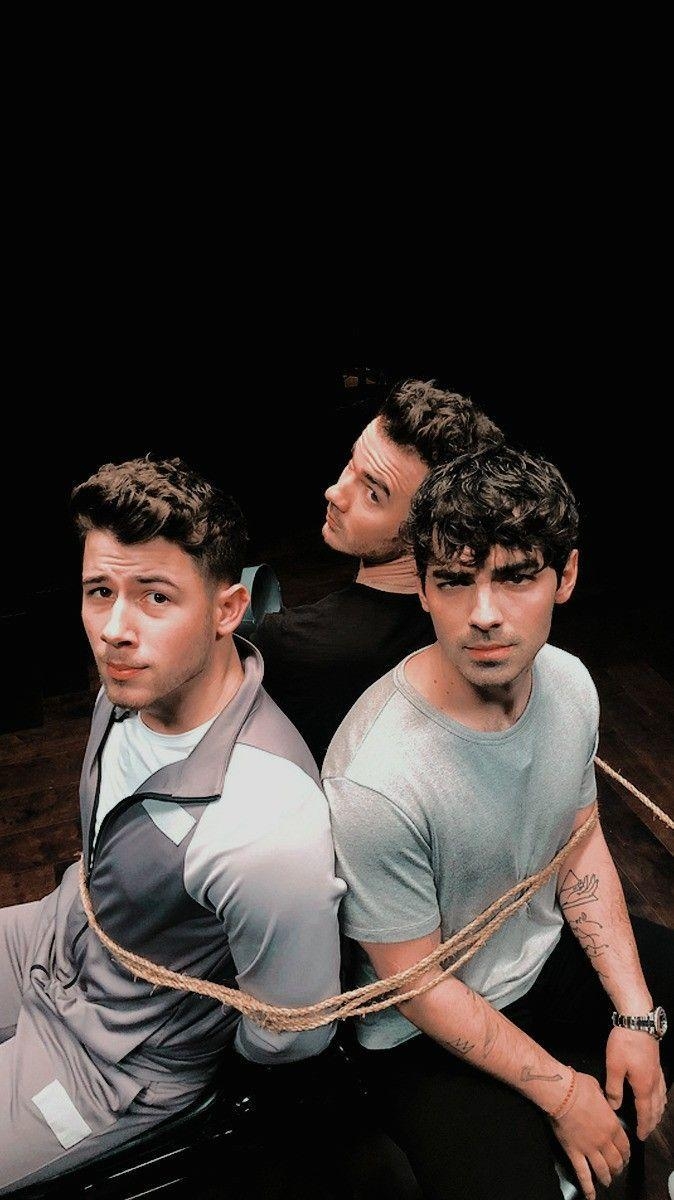 Jonas Brothers, Band, Musik, amerikanische Gruppe, 680x1200 HD Handy