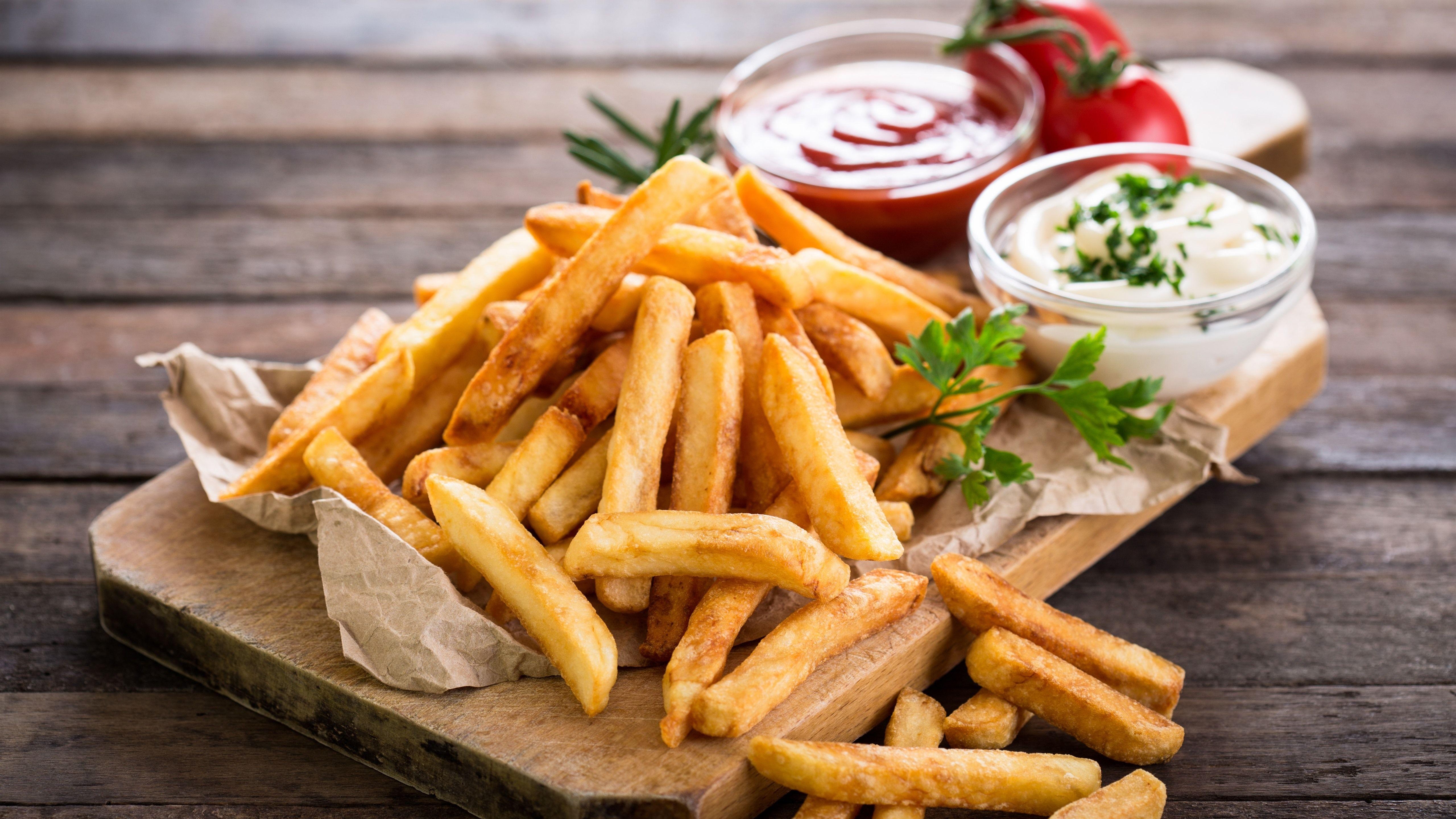 Pommes Frites, Lebensmittel, Tomaten, UHD, 5K, 5120x2880 4K Desktop