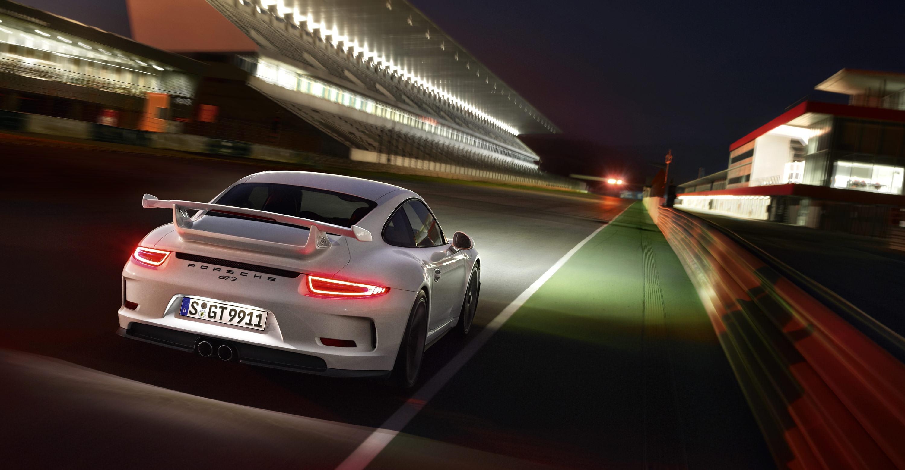 Porsche 911, Weiß, GT3, Nacht, Bewegung, 3000x1560 HD Desktop