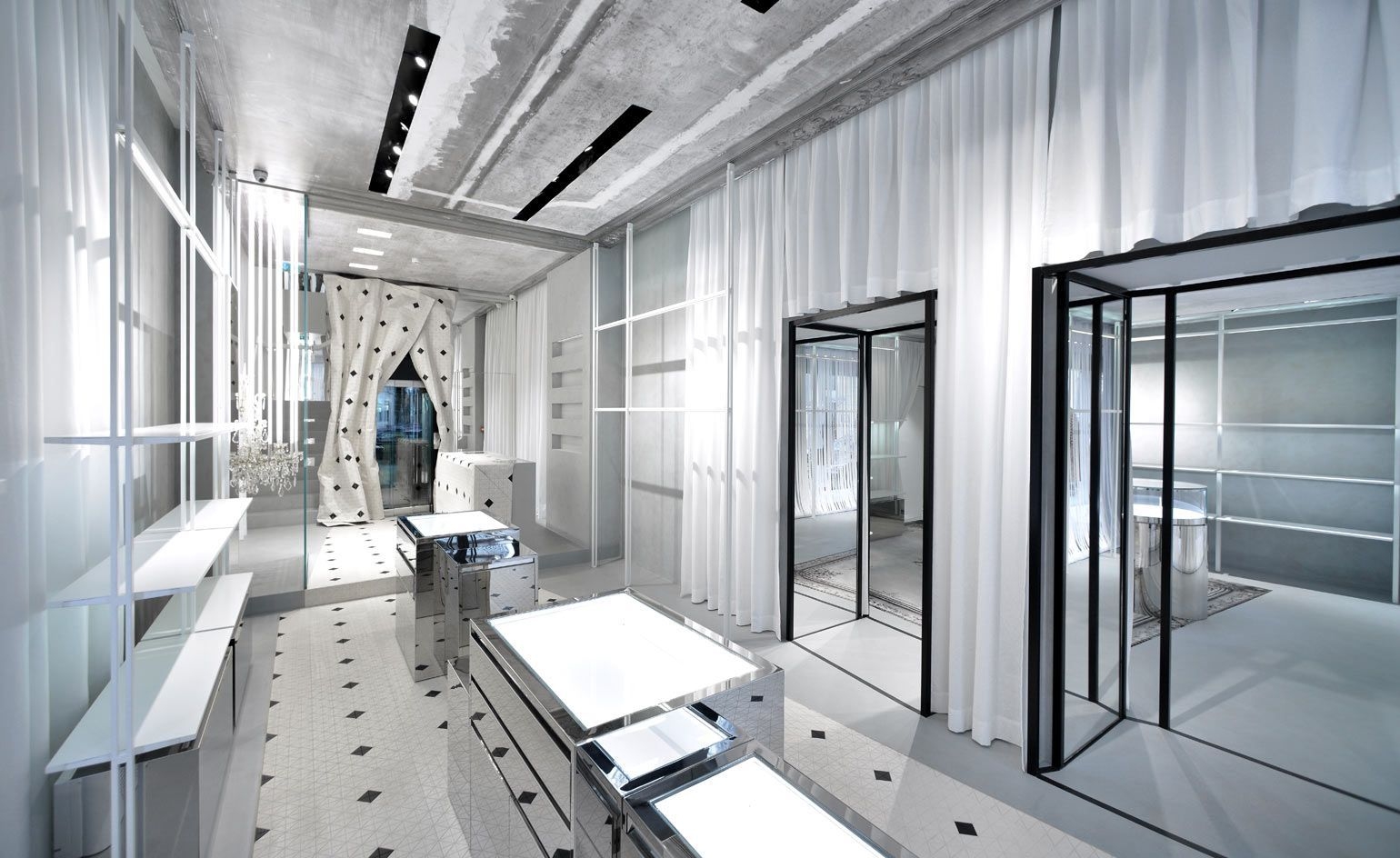 Maison Margiela, Flagship Store, Mailand, Einzelhandel, Luxusdesign, 1540x950 HD Desktop