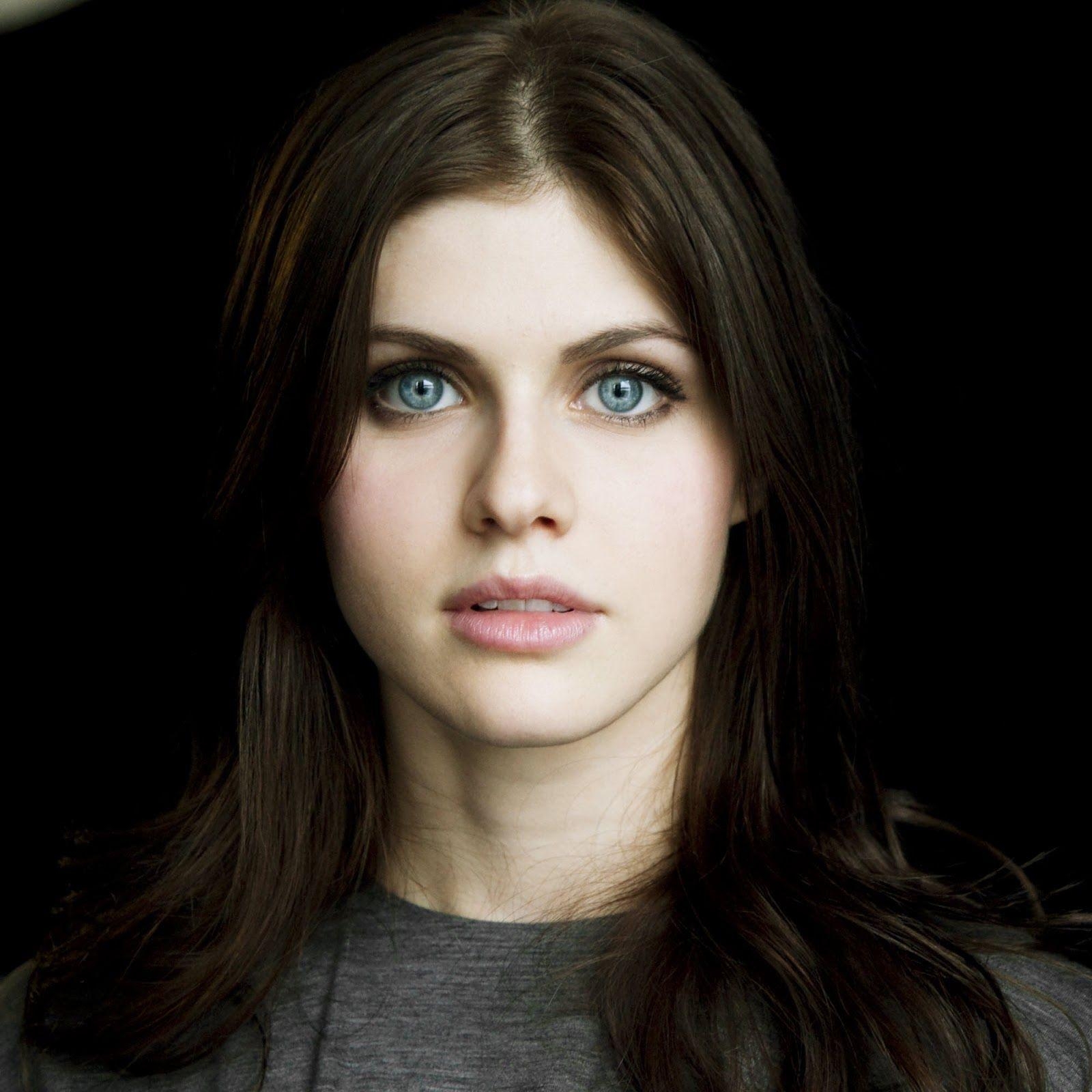 Alexandra Daddario, Bild 1600, Schauspielerin, Film, 1600x1600 HD Handy