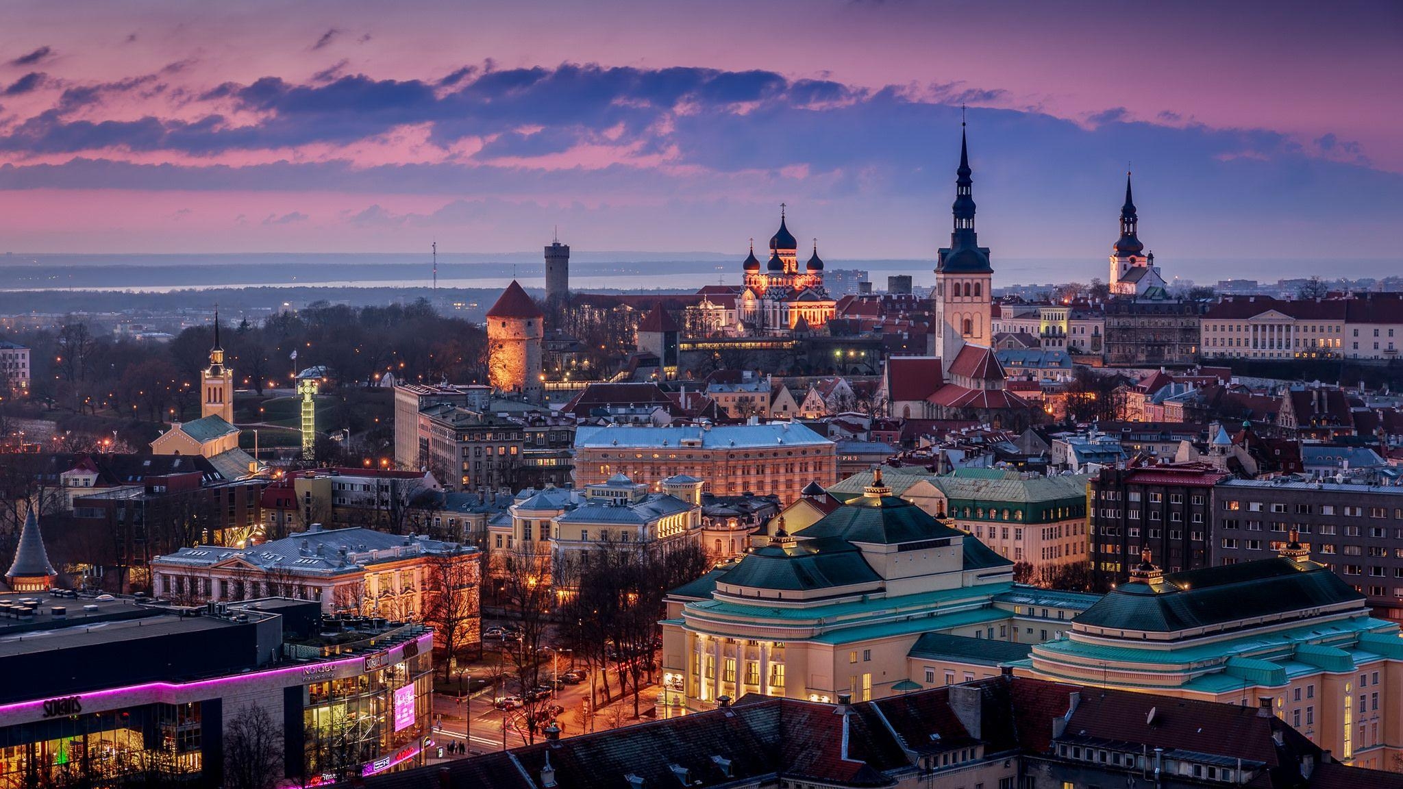 Tallinn, Estland Stadtbild, Mittelalterlich, Sehenswürdigkeiten, UNESCO, 2050x1160 HD Desktop