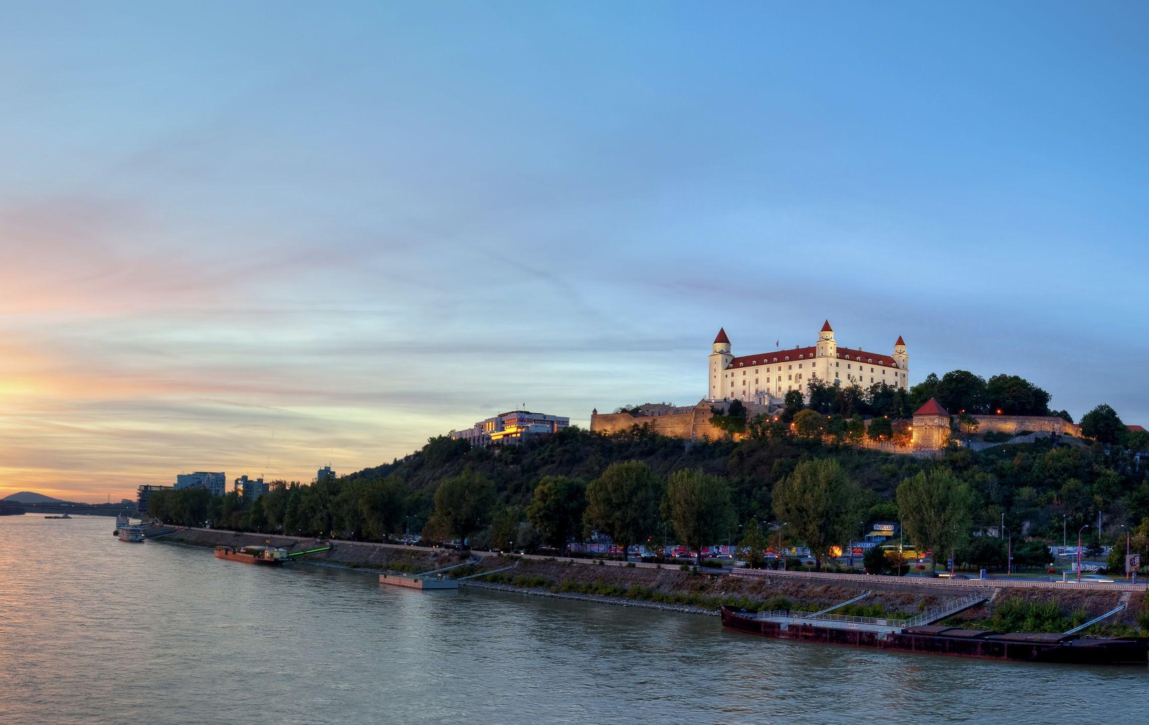 Bratislava, Slowakei, Himmel, Städtereise, Desktop, 2310x1460 HD Desktop