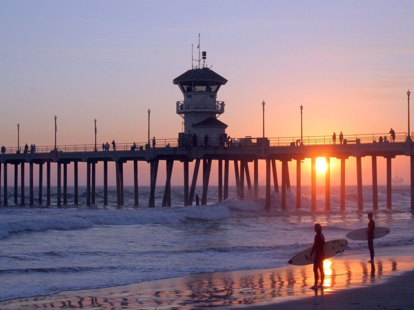 Sonnenuntergang, Surfer, Huntington Pier, Kalifornien, Sommer, 1600x1200 HD Desktop