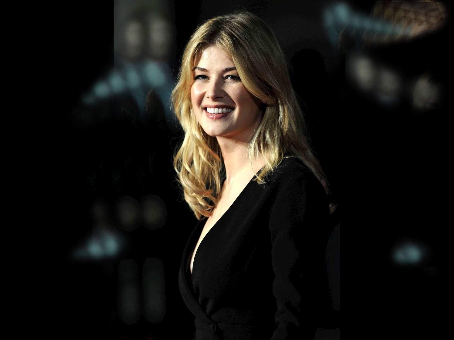 Rosamund Pike, Hintergrund, Schauspielerin, Hollywood, Bild, 1920x1440 HD Desktop