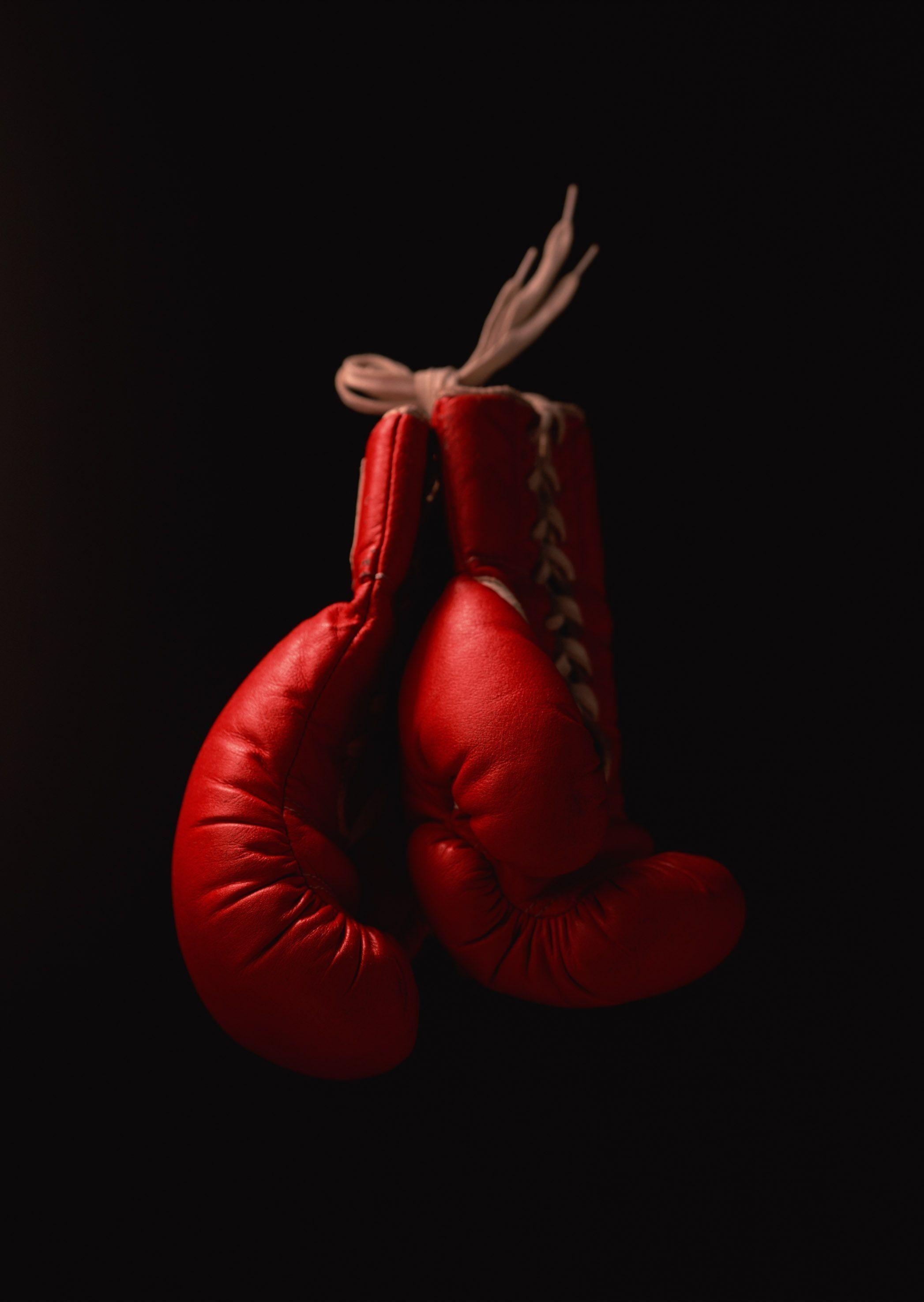 Boxhandschuhe, Hintergrund, Sportszene, Kampf, 2100x2950 HD Handy