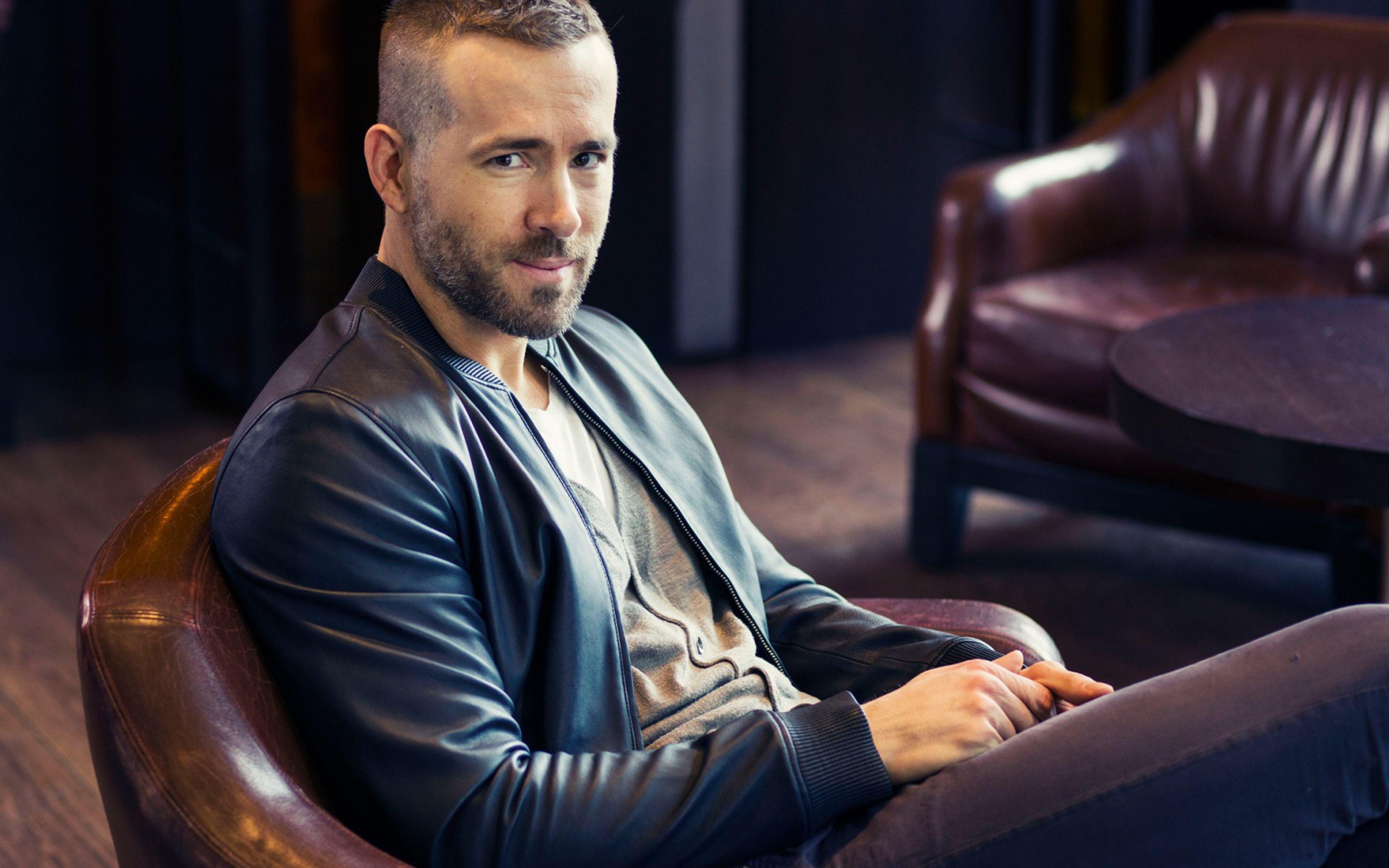 Ryan Reynolds, Bild, Schauspieler, Porträt, Hintergrund, 3840x2400 4K Desktop