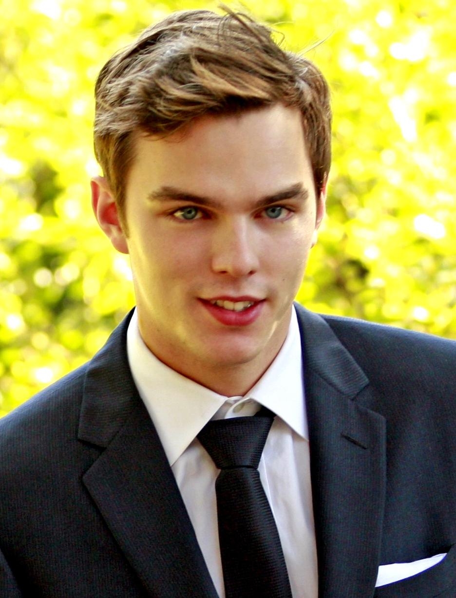 Nicholas Hoult, Abstimmung, Camp Half-Blood, Rollenspiel, Bild, 940x1230 HD Handy