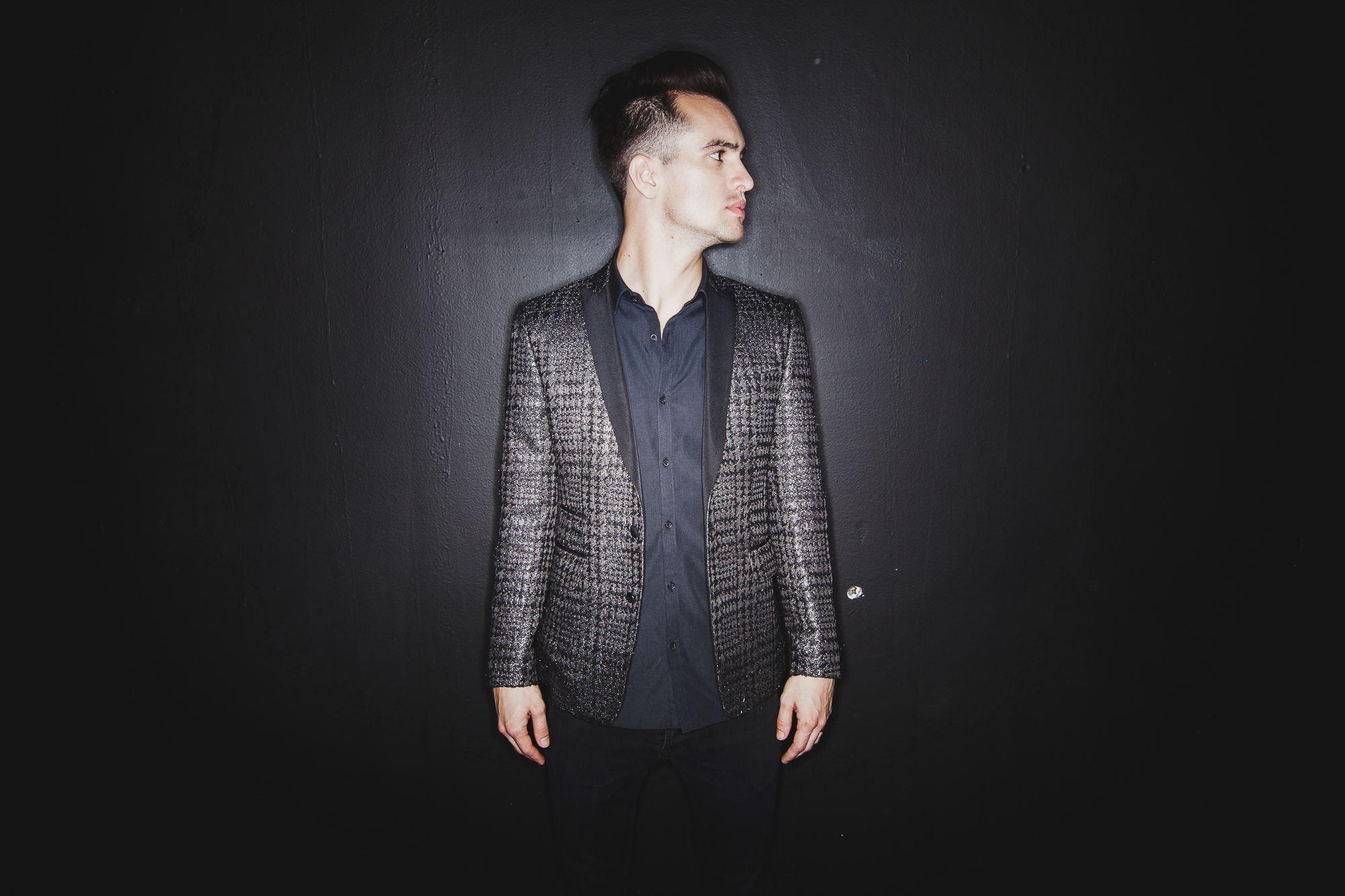 Brendon Urie, Musiker, Portrait, Wallpaper, Band, 2000x1340 HD Desktop