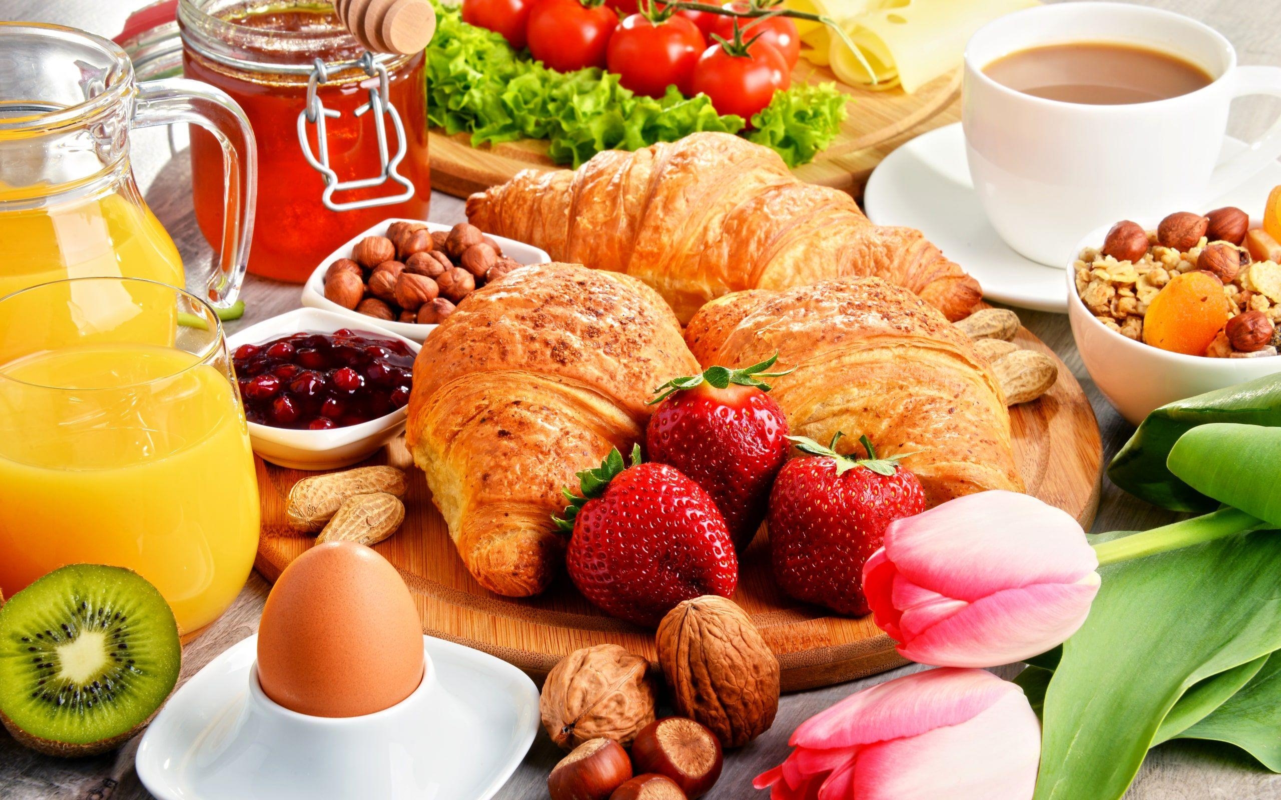 Croissant, Frühstück, Kaffee, Früchte, Stillleben, 2560x1600 HD Desktop