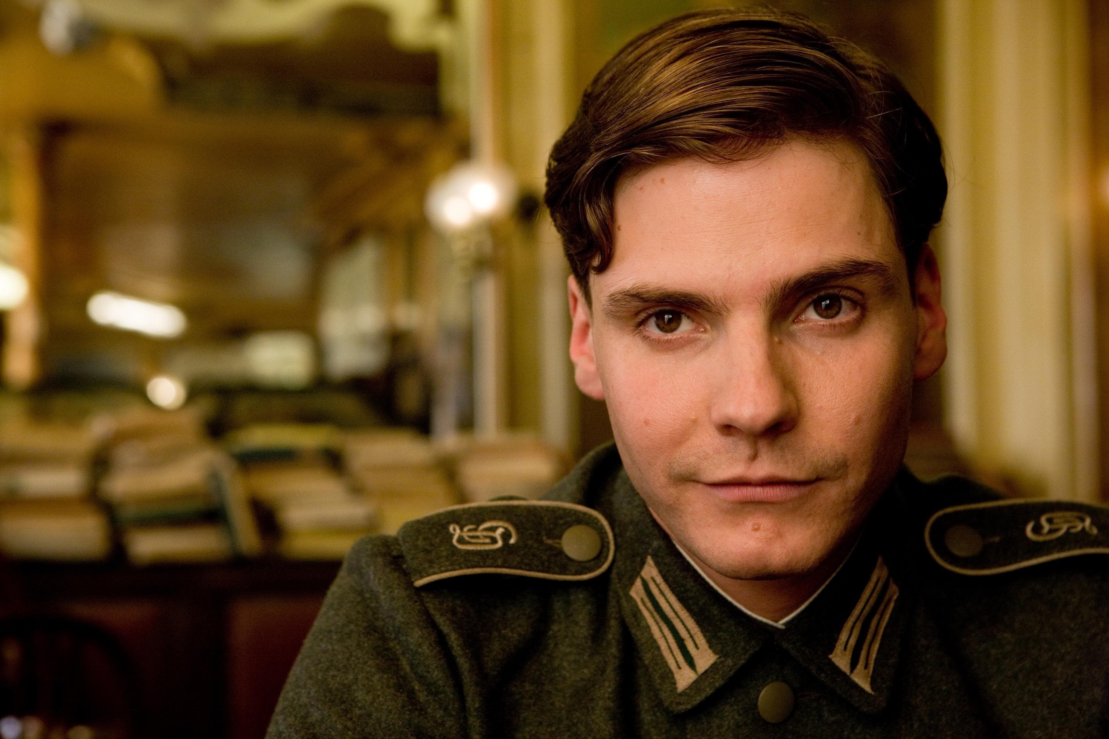 Daniel Brühl, Schauspieler, Breitbild, Hintergrundbild, Bild, 3600x2400 4K Desktop