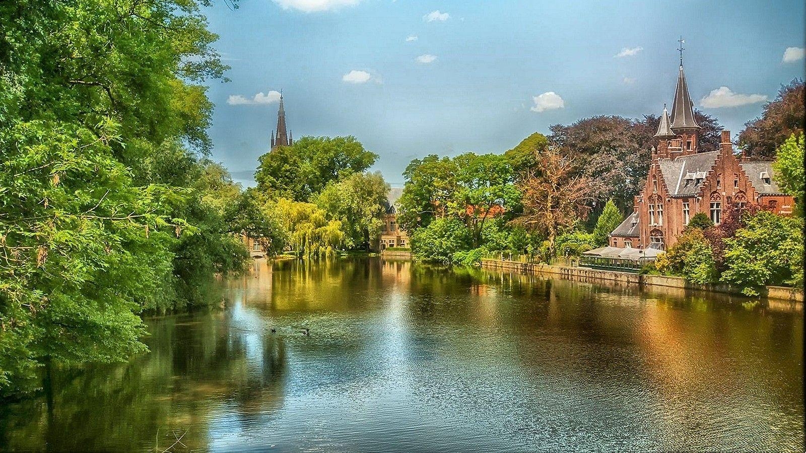 Belgien, Fluss, Brügge, Reflexion, Kirche, 1600x900 HD Desktop