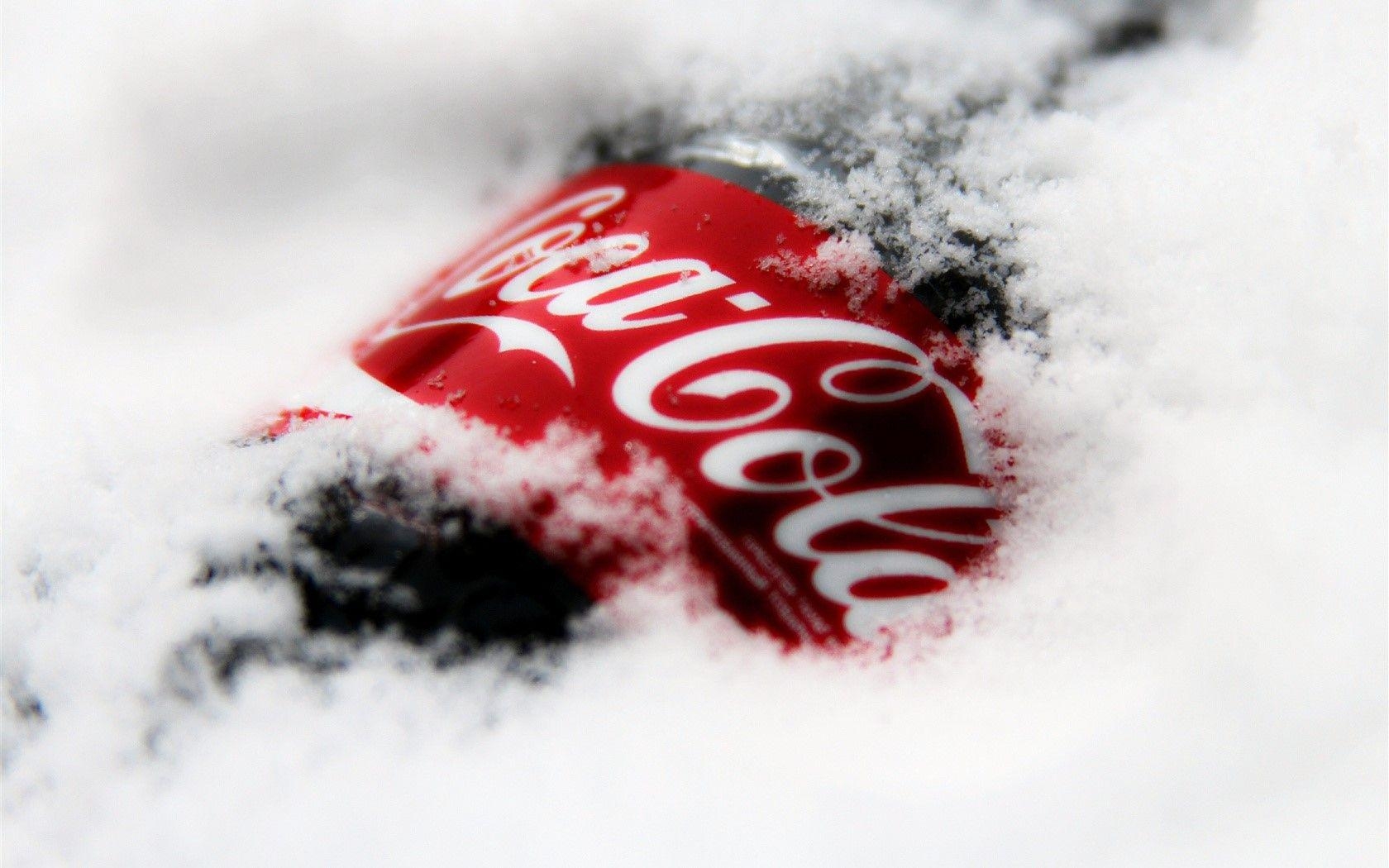 Coca Cola, Getränk, Logo, Schnee, Hintergrund, 1680x1050 HD Desktop