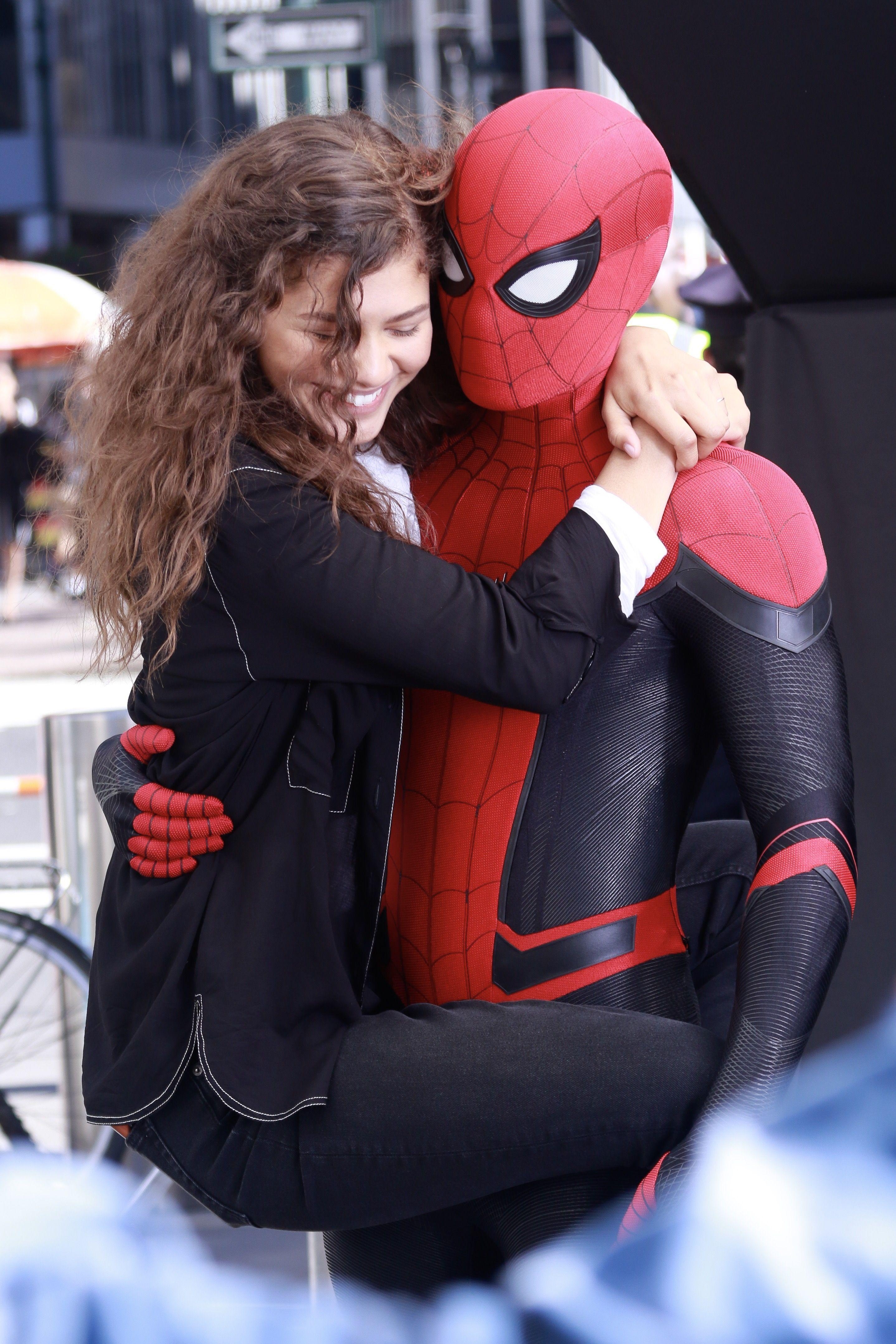 Zendaya, Tom Holland, Spider-Man, Fans, Dating, 2880x4320 4K Handy