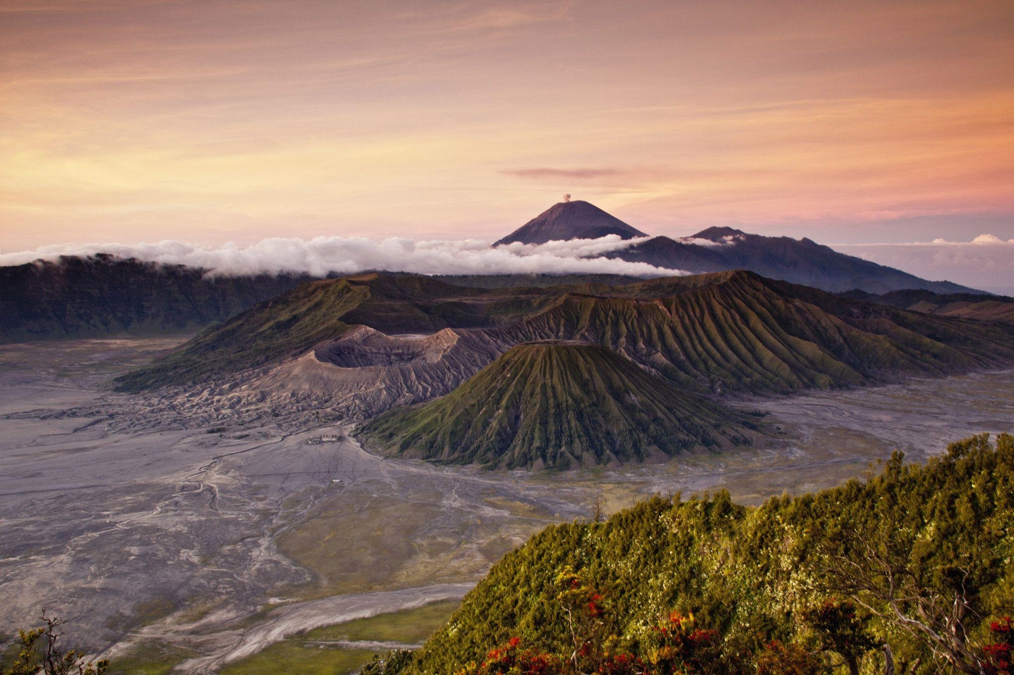 Bromo Berg, Indonesien, Sonnenuntergang, Reisen, HD, 2050x1370 HD Desktop