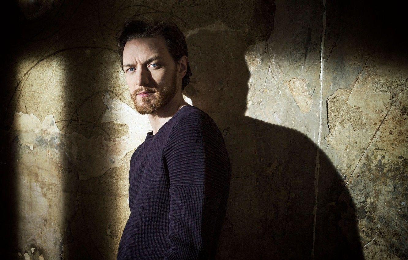 James McAvoy, männlich, Pullover, Schatten, Bild, 1340x850 HD Desktop