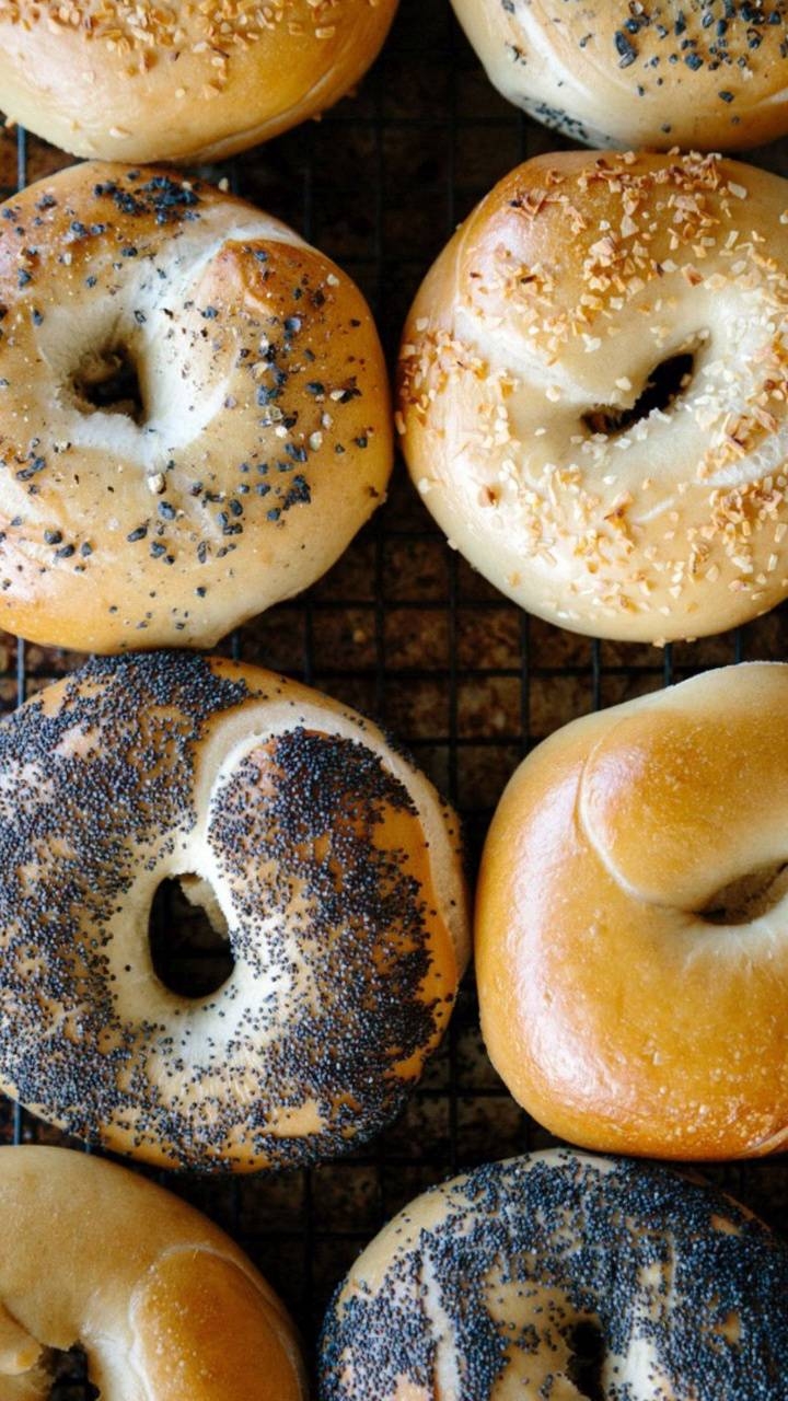 Heißer Bagel, Ofenfrisch, Frühstück, Genuss, Gebäck, 720x1280 HD Handy