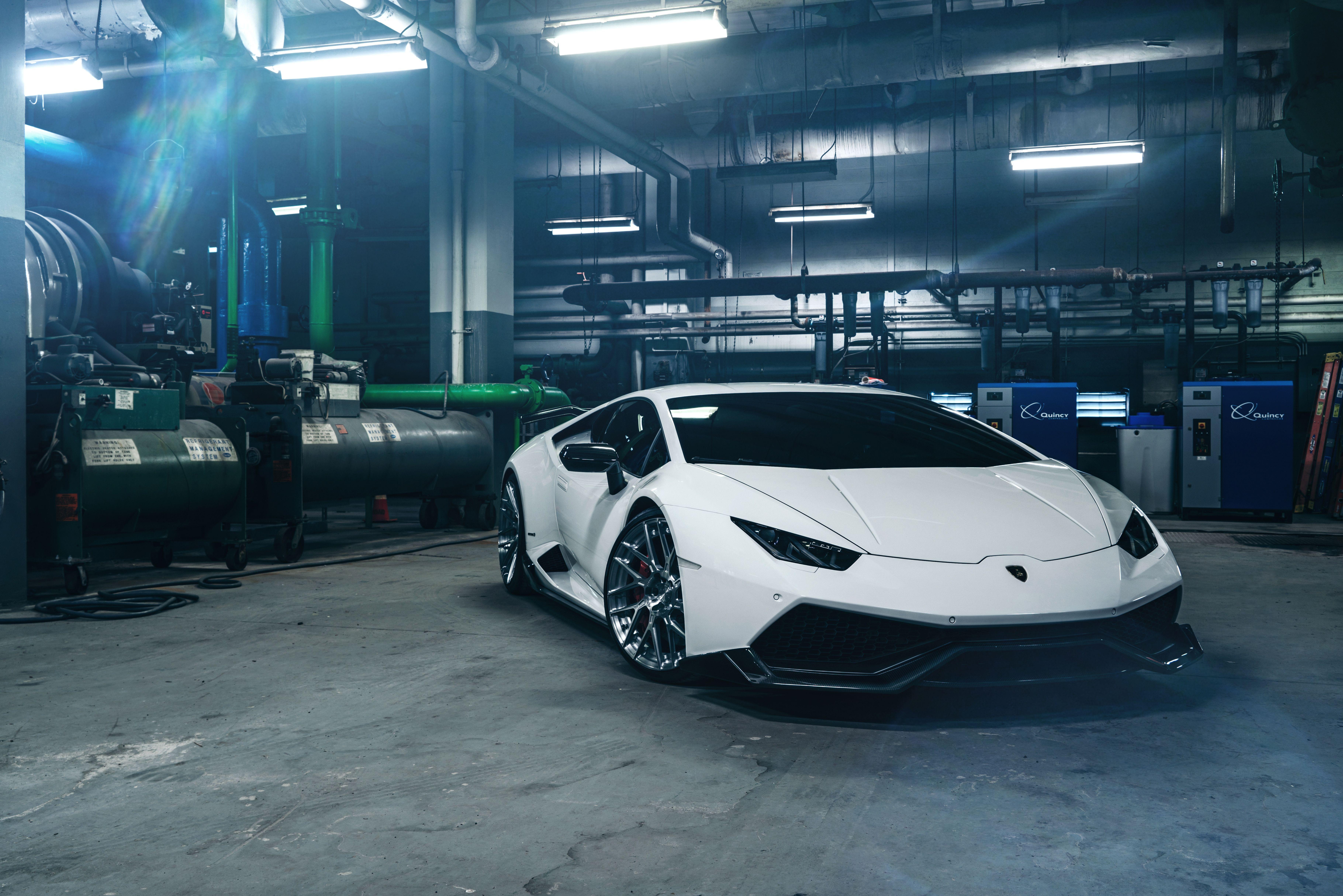 Lamborghini Huracan, Weiß, 4K, 8K, Automobil, 7290x4860 4K Desktop