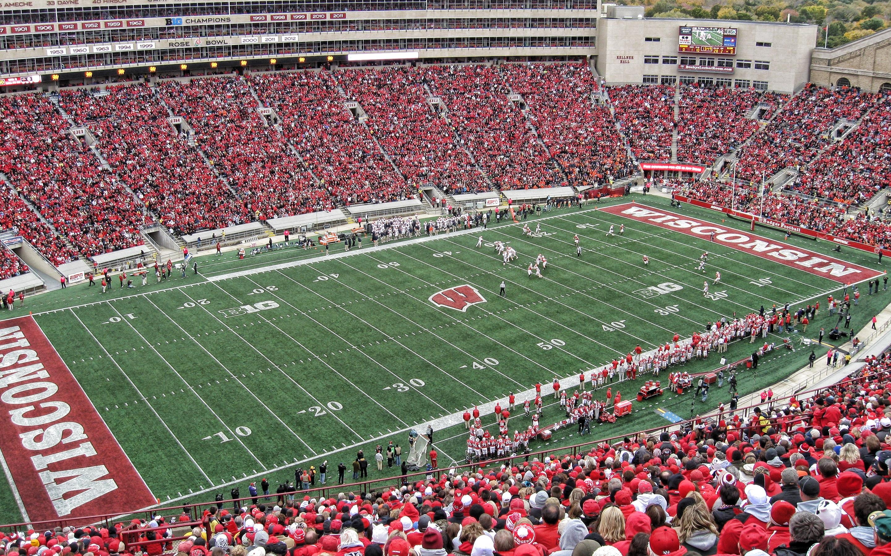 Camp Randall Stadium, Wisconsin Badgers, NCAA, Football, Madison, 2880x1800 HD Desktop