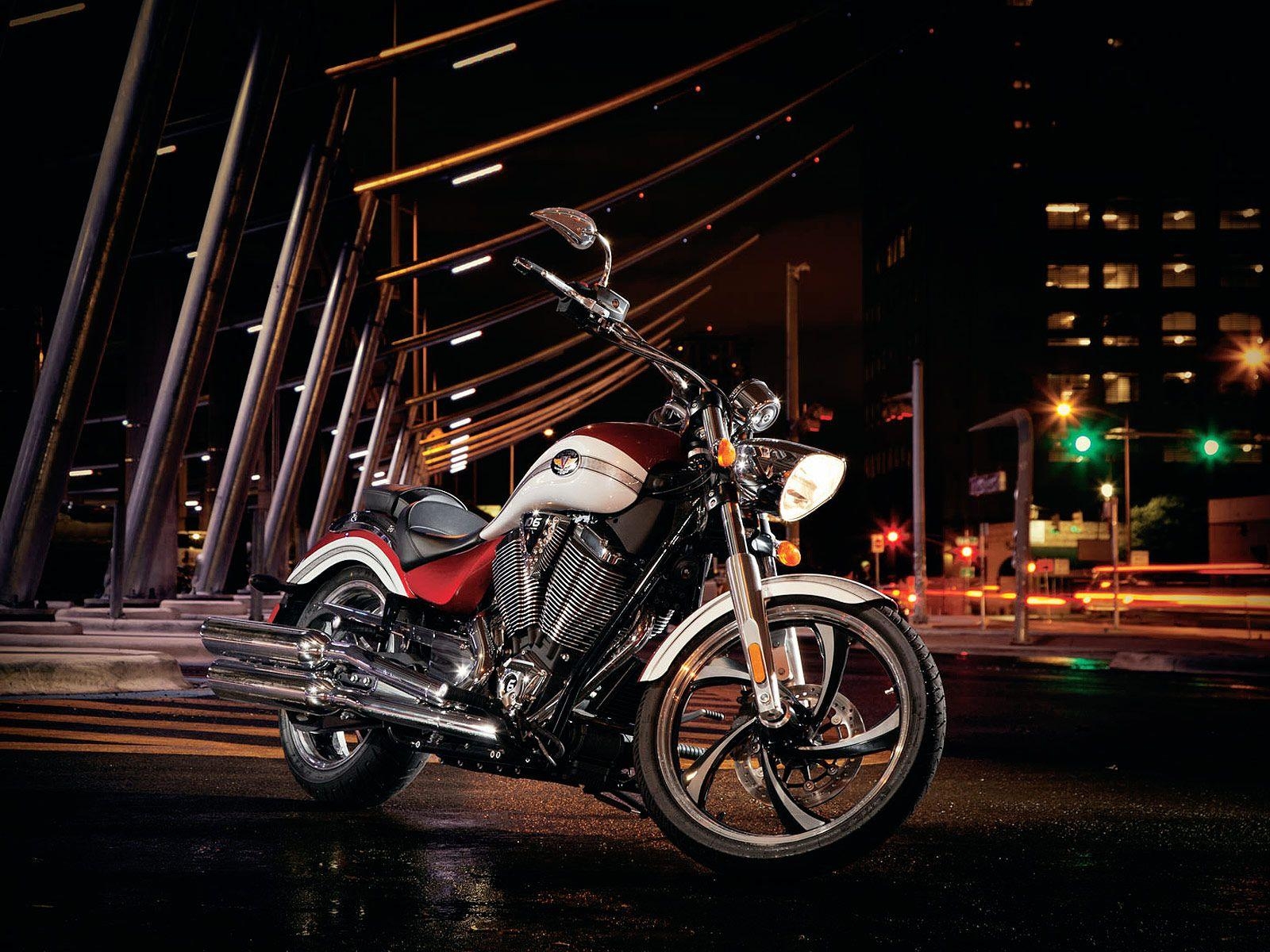Victory, Motorrad, Beeindruckend, HD Bilder, Bikes, 1600x1200 HD Desktop