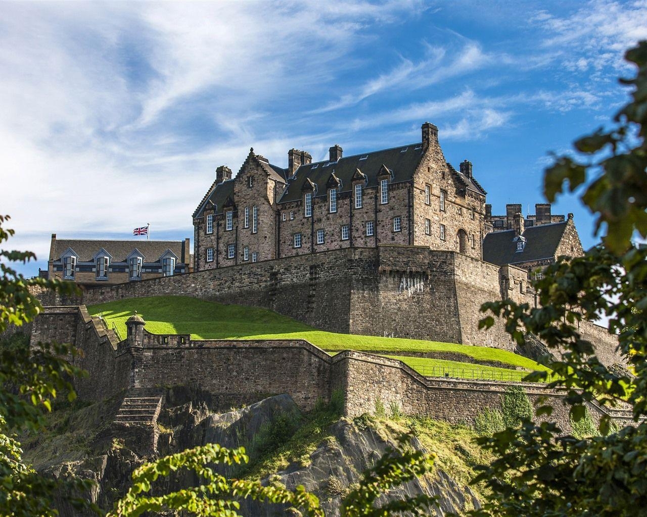 Edinburgh Schloss, Schottland, Blauer Himmel, HD, Architektur, 1280x1030 HD Desktop