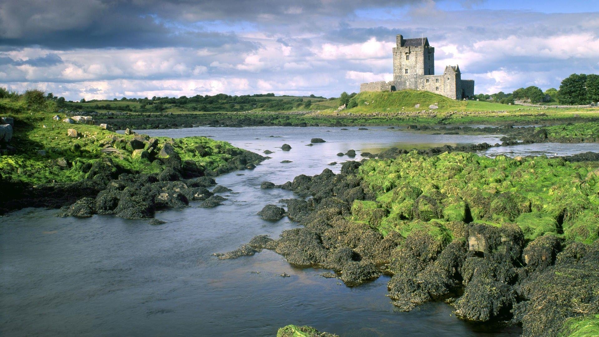 Irland, Desktop Hintergrund, Smaragdgrüne Wiesen, Mittelalterliche Burgen, 1920x1080 Full HD Desktop