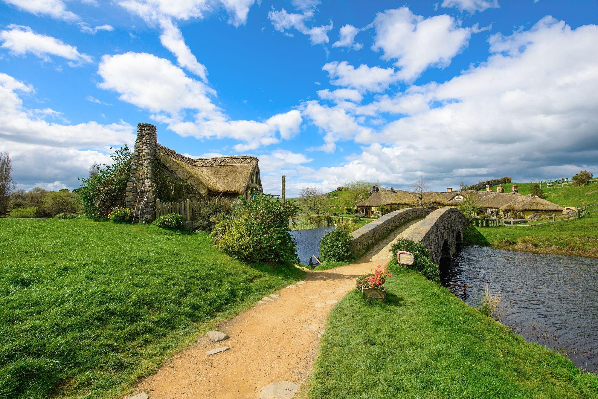 Matamata, Hobbiton, Neuseeland, Fantasy, Landschaft, 2000x1340 HD Desktop