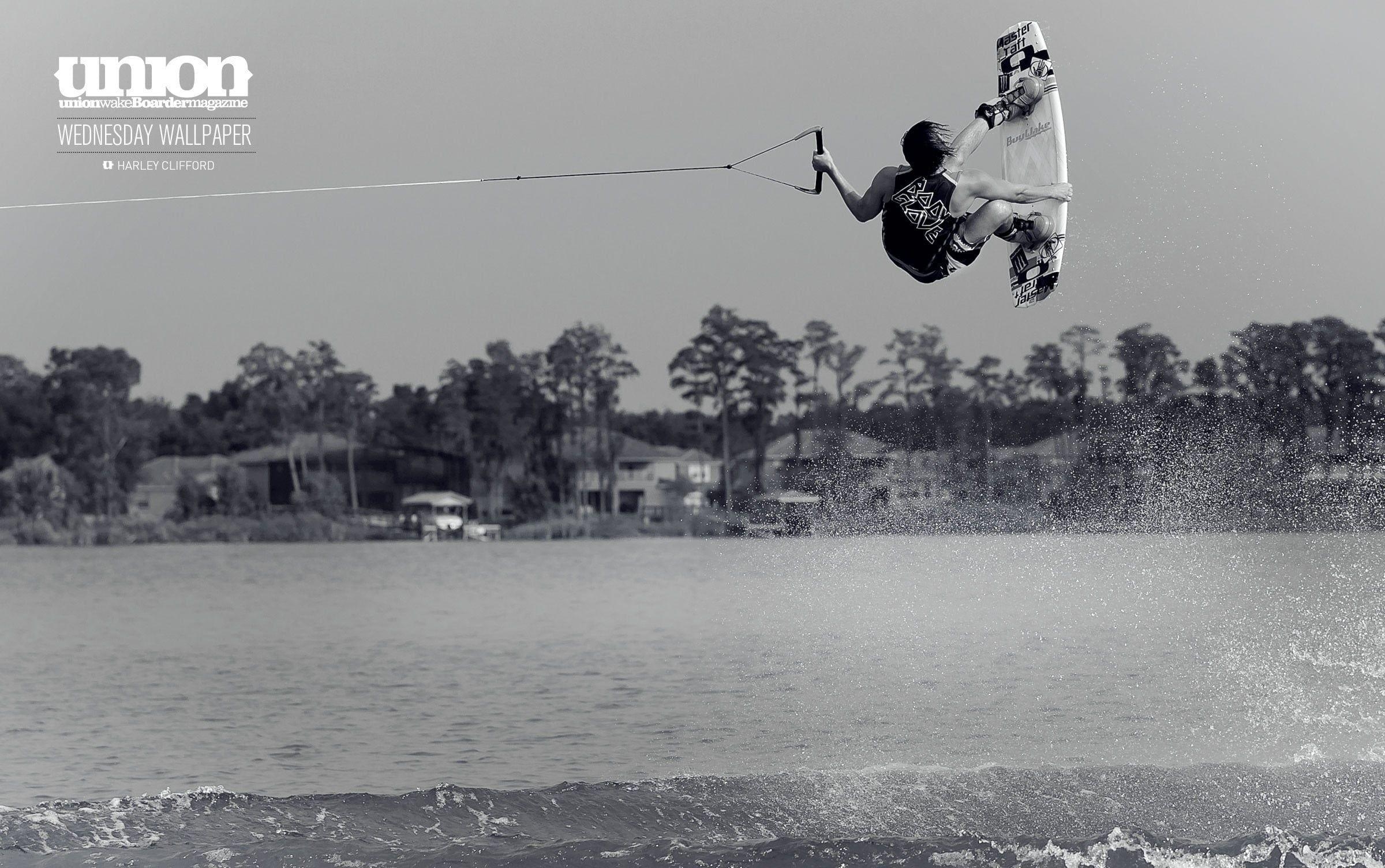 Schwarz Weiß, Hund, Wakeboarden, 2400x1510 HD Desktop