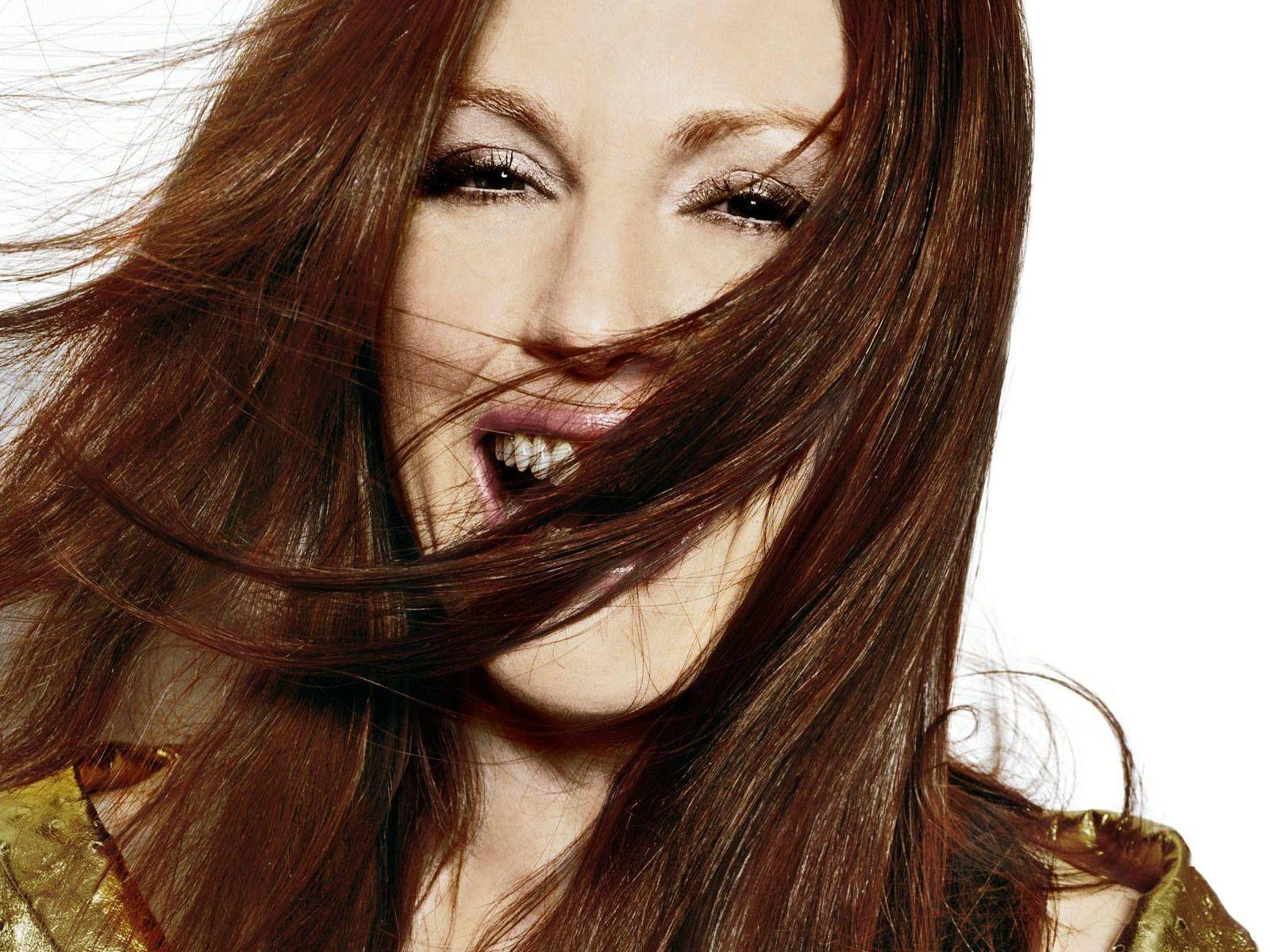 Julianne Moore, Bild, 56869px, Schauspielerin, Hollywood, 1600x1200 HD Desktop