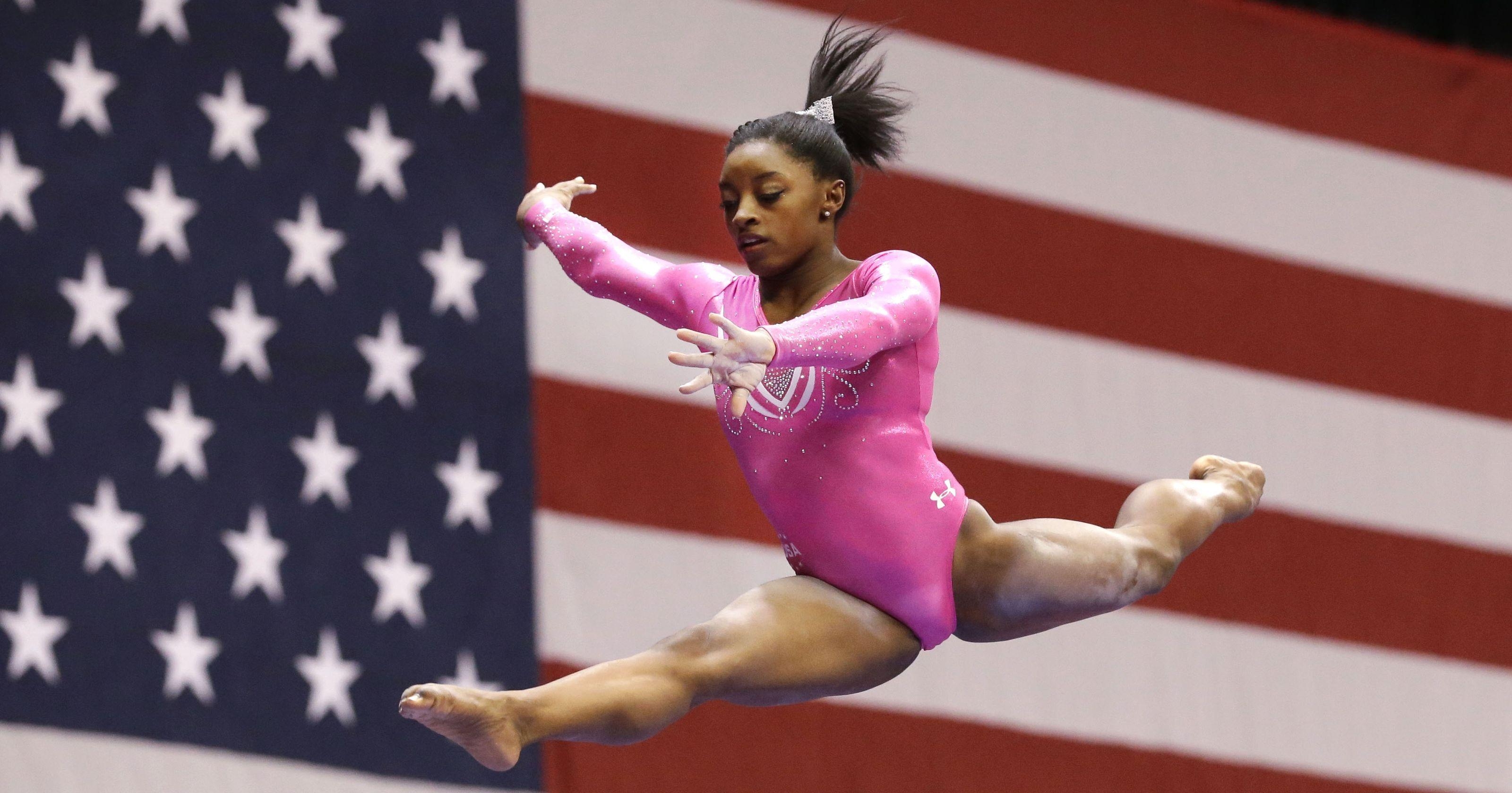 Simone Biles, Kraft, Eleganz, Sydney, Turnfest, 3200x1680 HD Desktop