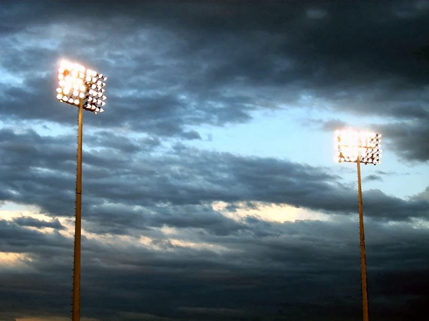 Friday Night Lights, Hintergrund, Kultserie, Lichter, Bild, 1370x1030 HD Desktop