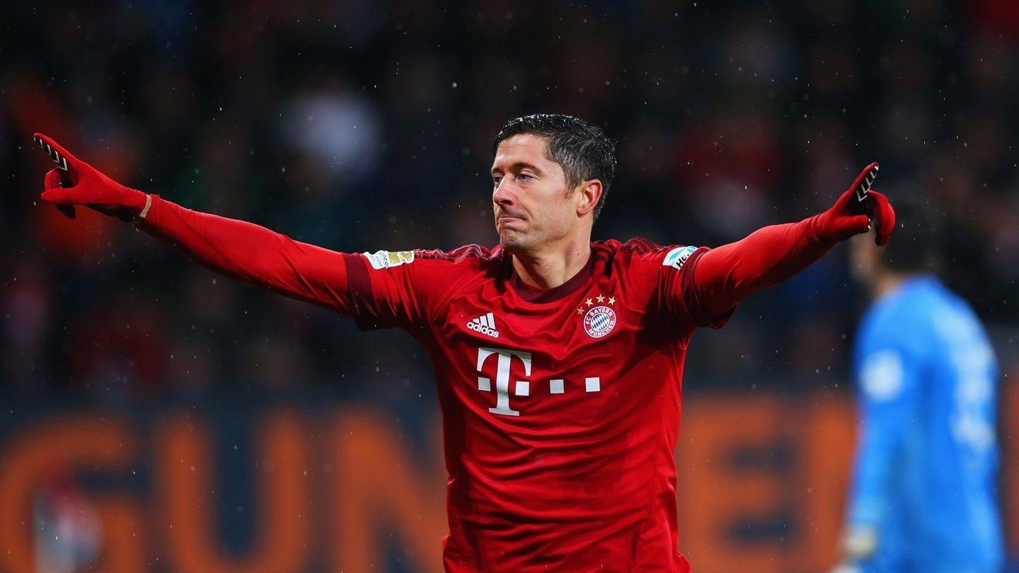 Robert Lewandowski, Bild, Fußball, Sportikone, Polen, 1440x810 HD Desktop