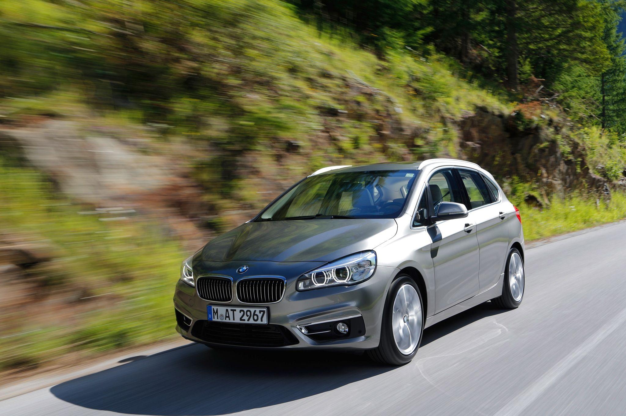 BMW Active Tourer, Erste Fahrt, 2er Serie, Autos, Innovation, 2050x1360 HD Desktop