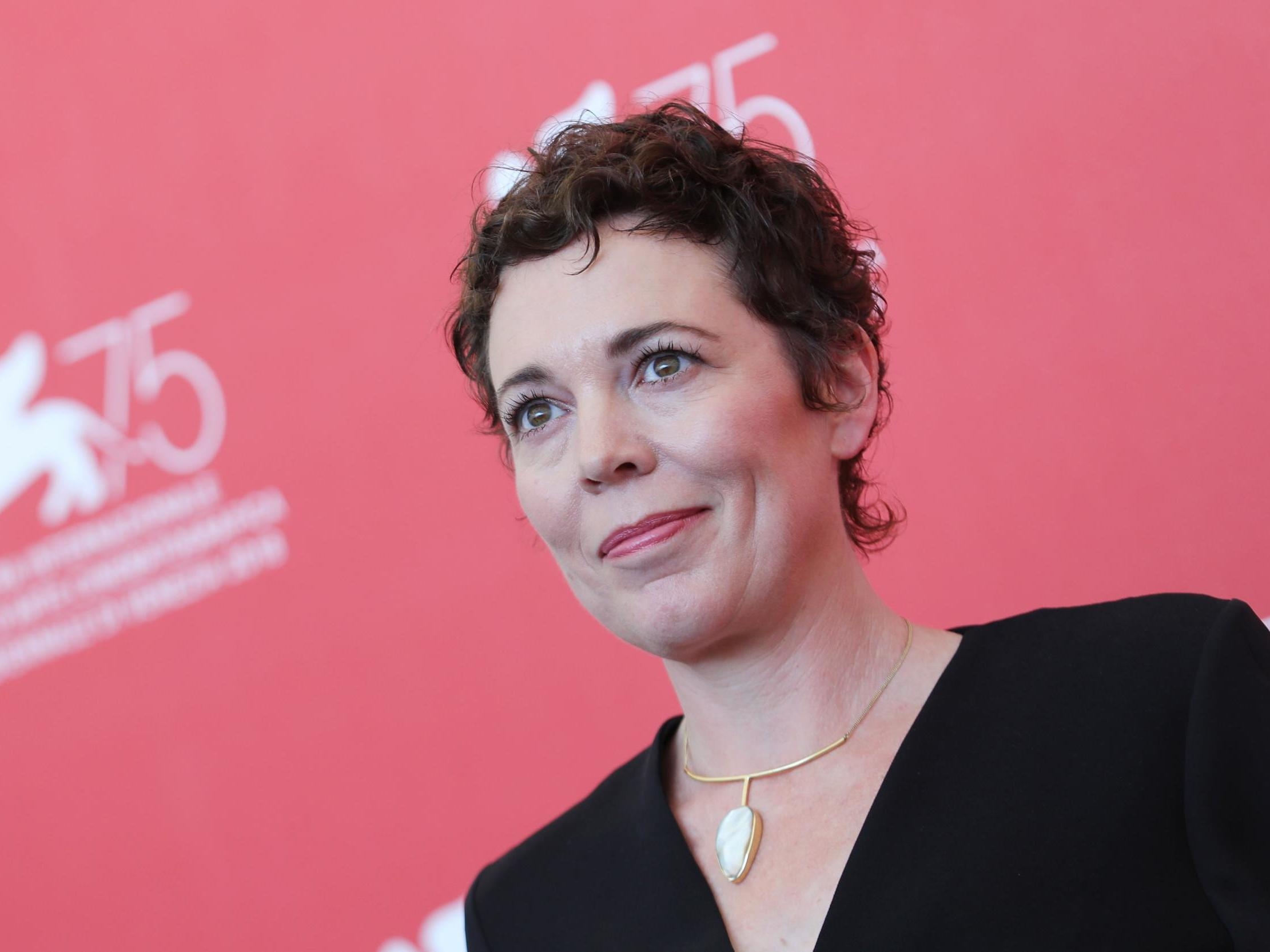 Olivia Colman, Schauspielerin, Größe, Persönlichkeit, Film, 2230x1670 HD Desktop