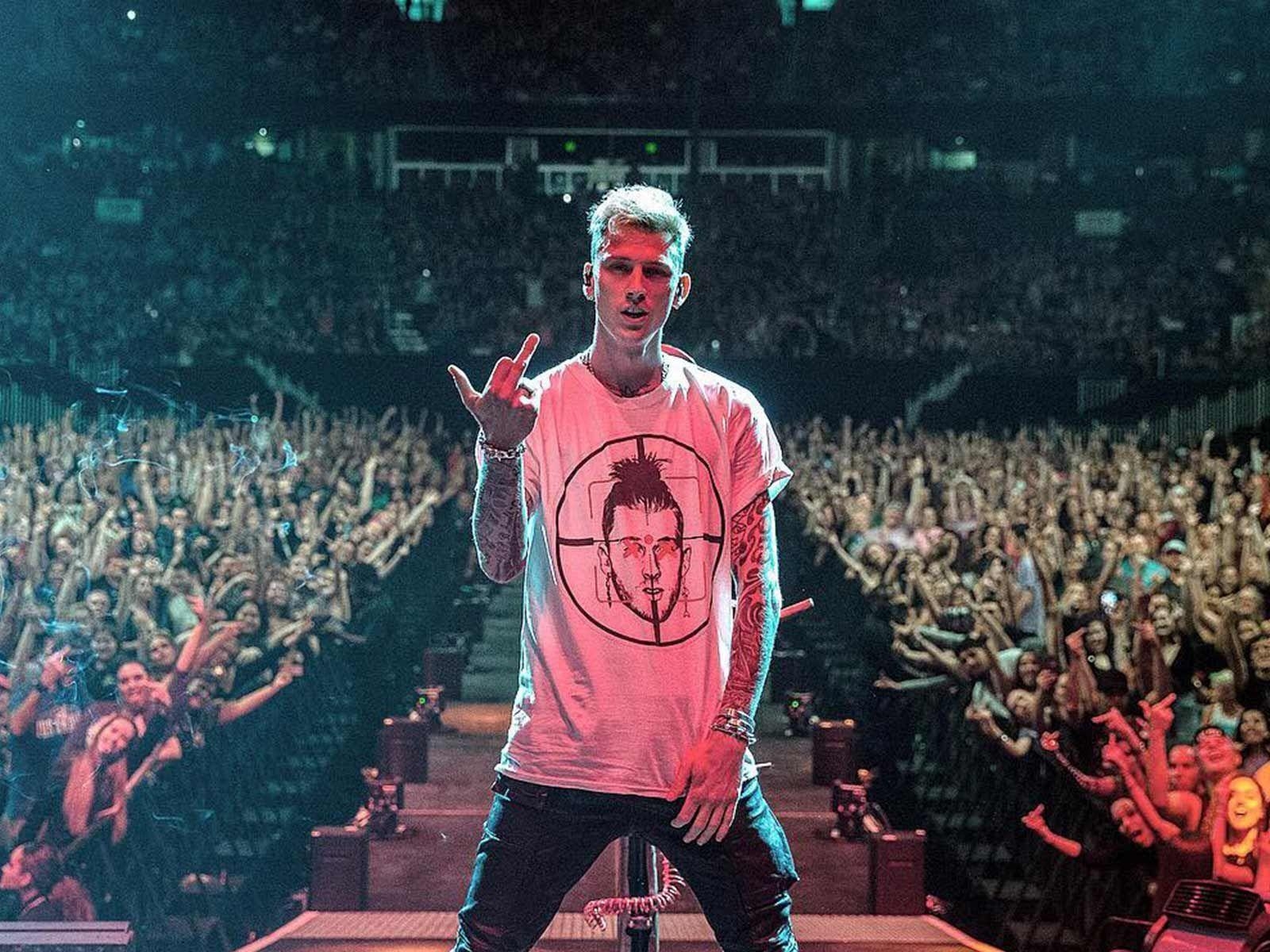 Machine Gun Kelly, Eminem, Killshot, Shirt, Troll, 1600x1200 HD Desktop