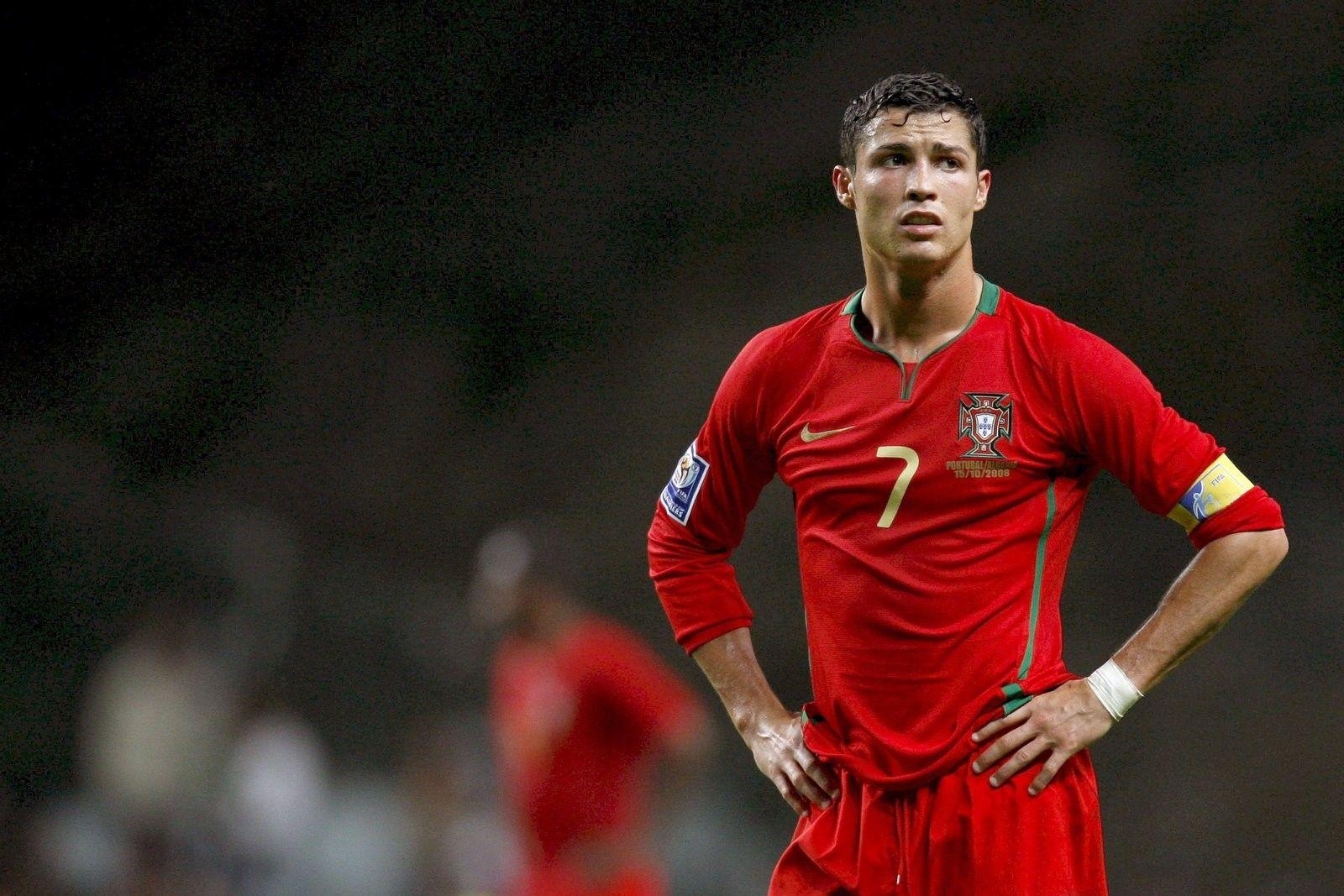 Cristiano Ronaldo, Rotes Trikot, Soccer, Großartig, HD Bild, 1600x1070 HD Desktop