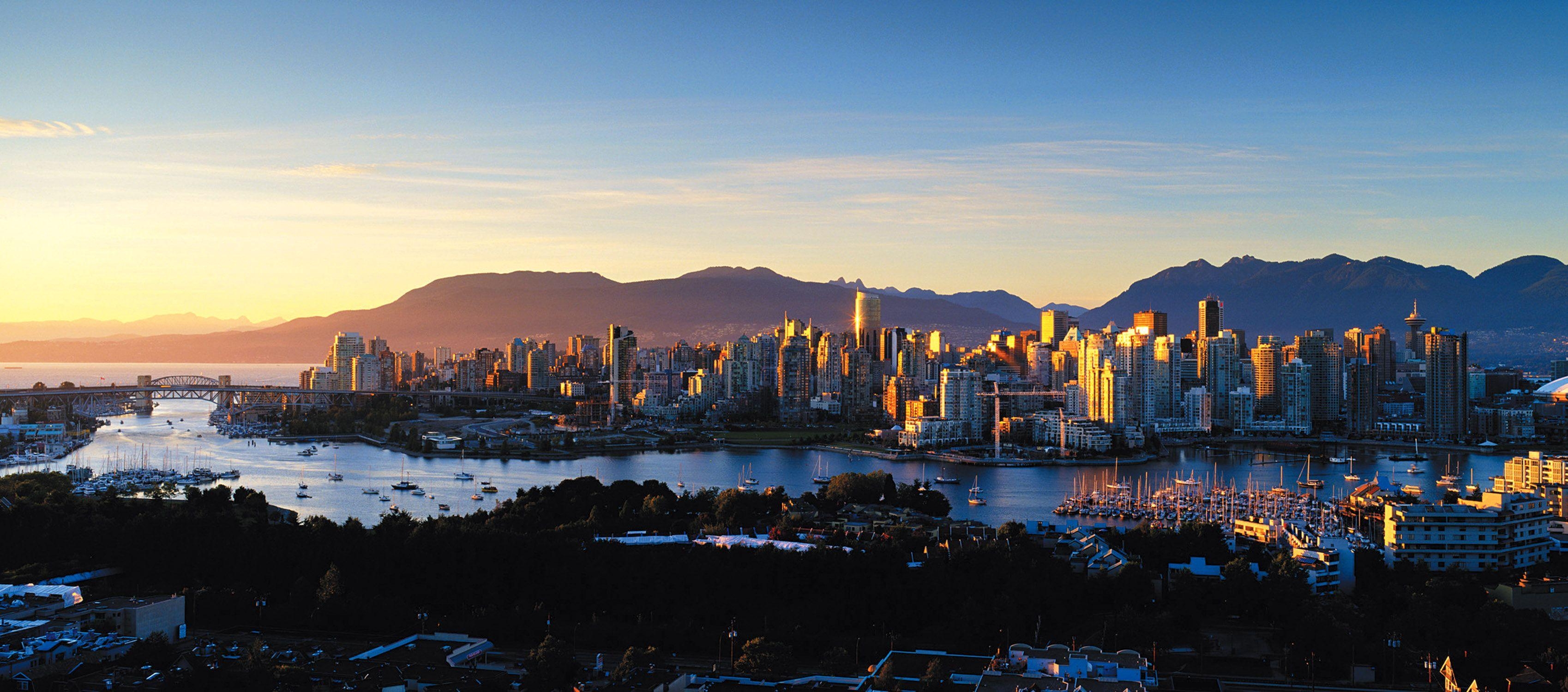 Vancouver, Skyline, Kanada, Stadtbild, Reisen, 3400x1500 Dual Screen Desktop