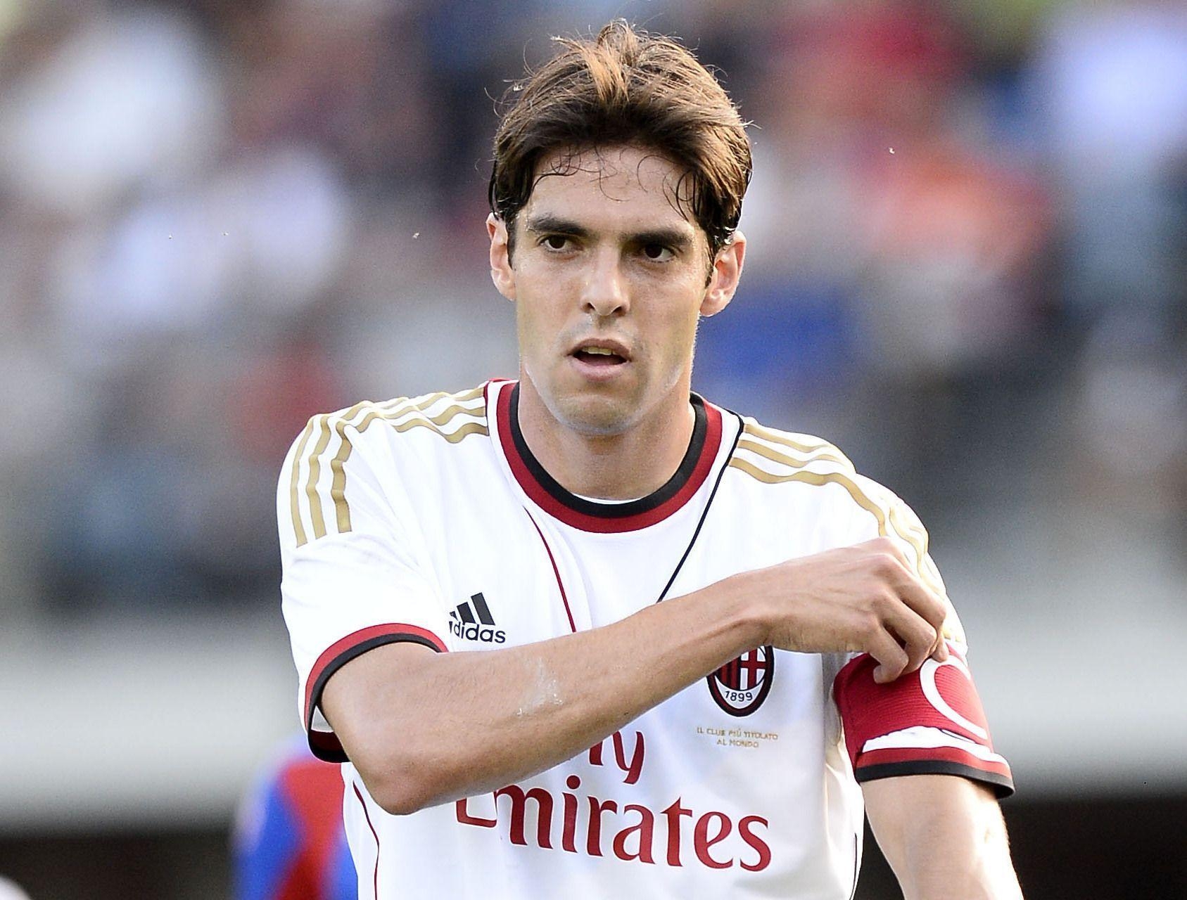 Kaka, Mobile, Fußballer, Bild, Milan, 1690x1280 HD Desktop