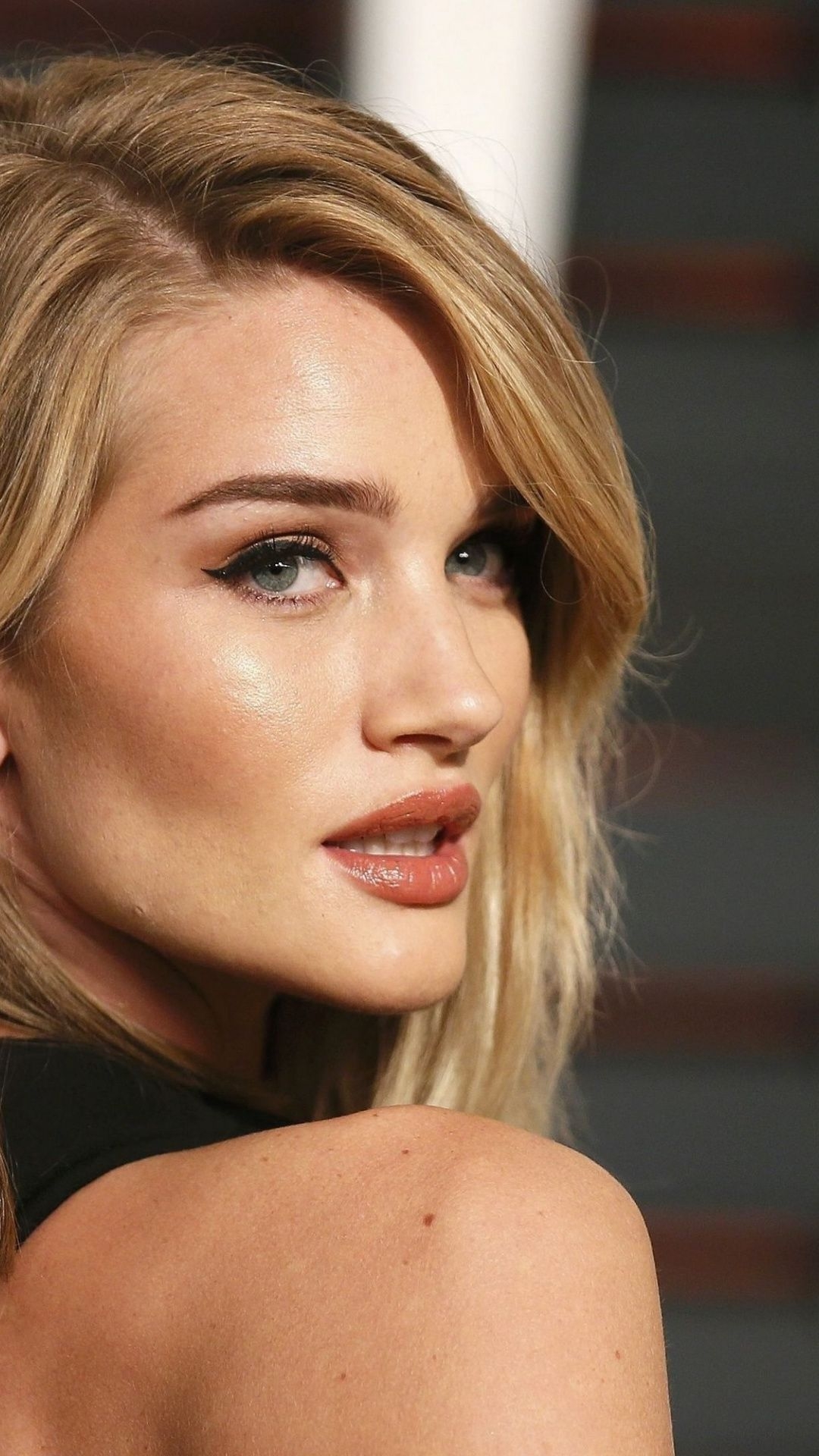 Rosie Huntington Whiteley, Berühmtheit, Hintergrund, Modell, Foto, 1080x1920 Full HD Handy