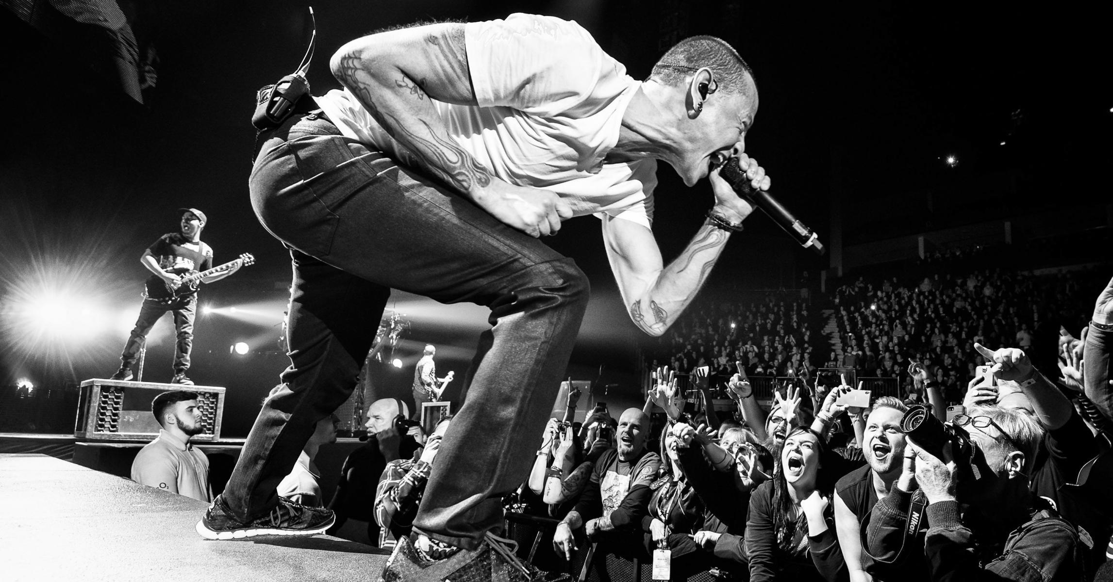 Chester Bennington, Bild, Hintergrund, Musik, Sänger, 2300x1200 HD Desktop