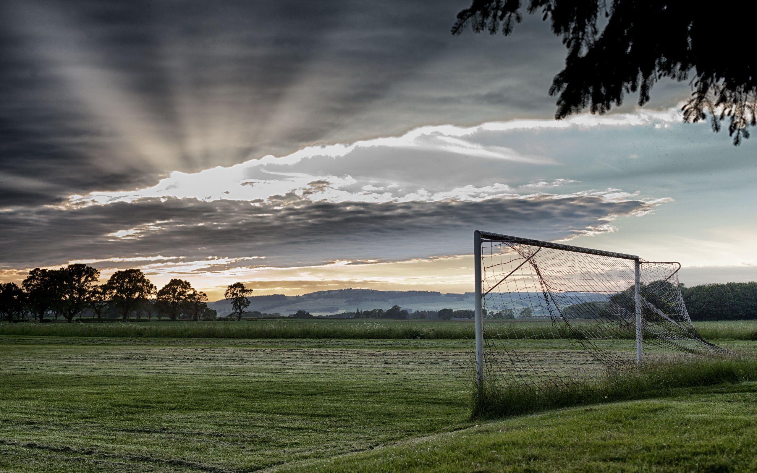 Fußballfeld, Sport, Gras, Markierung, Spielfeld, 2560x1600 HD Desktop