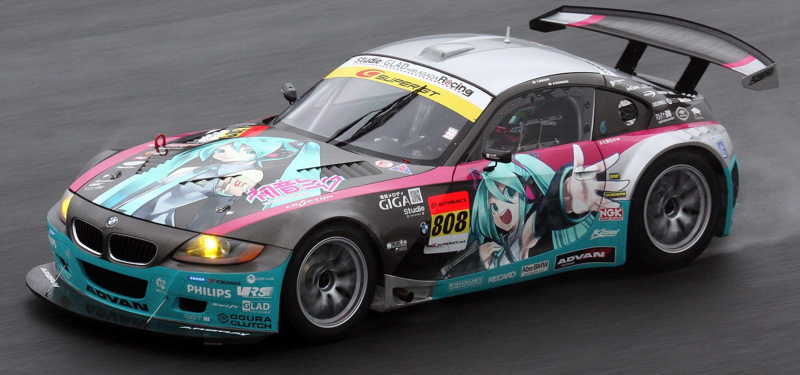 BMW Z4, Rennen, Hatsune Miku, Vollbild, Autosport, 2560x1210 Dual Screen Desktop