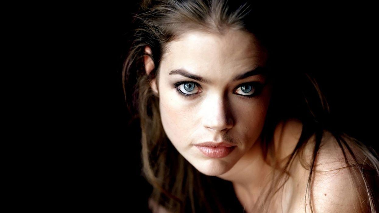 Denise Richards, Schauspielerin, Model, Moustache, Stil, 1250x700 HD Desktop